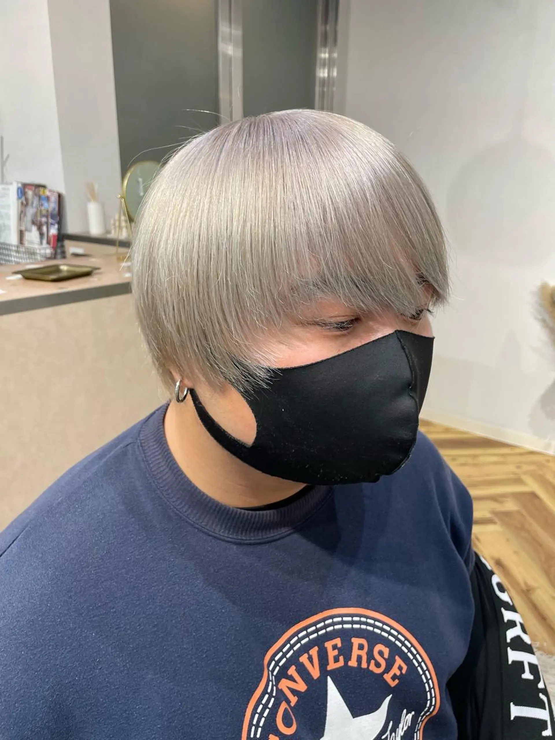 ショート カラー メンズ シルバー ホワイトシルバー lani hair salon所属・SHOTO ハイトー ン/デザインカラーのヘアスタイル