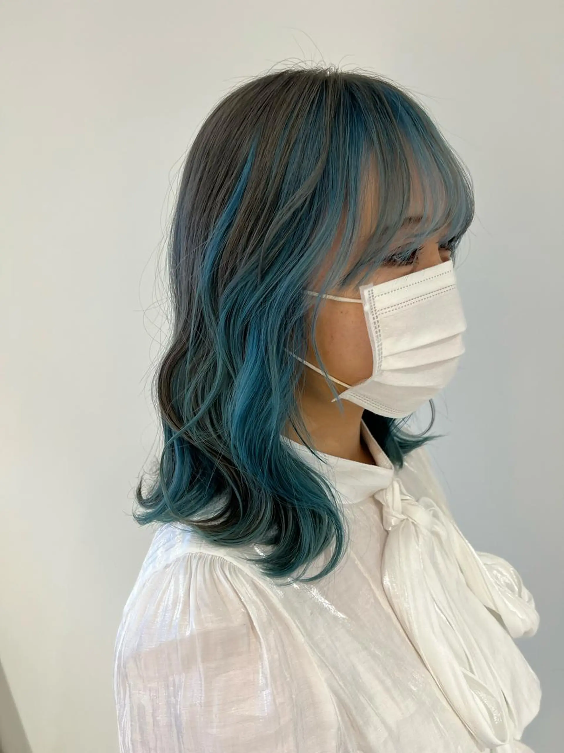 カラー 久永 菫のヘアスタイル