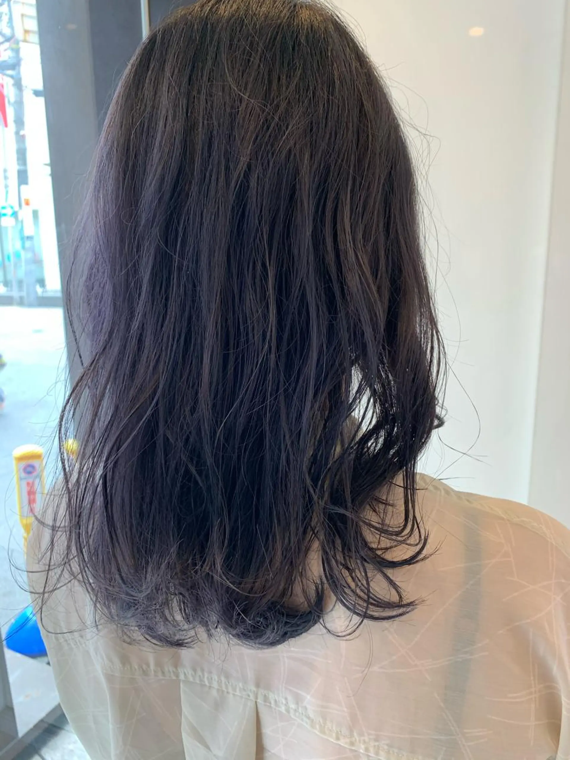 セミロング カラー ヘアカラー 美髪形成！色素改善！ 秋田　和輝のヘアスタイル