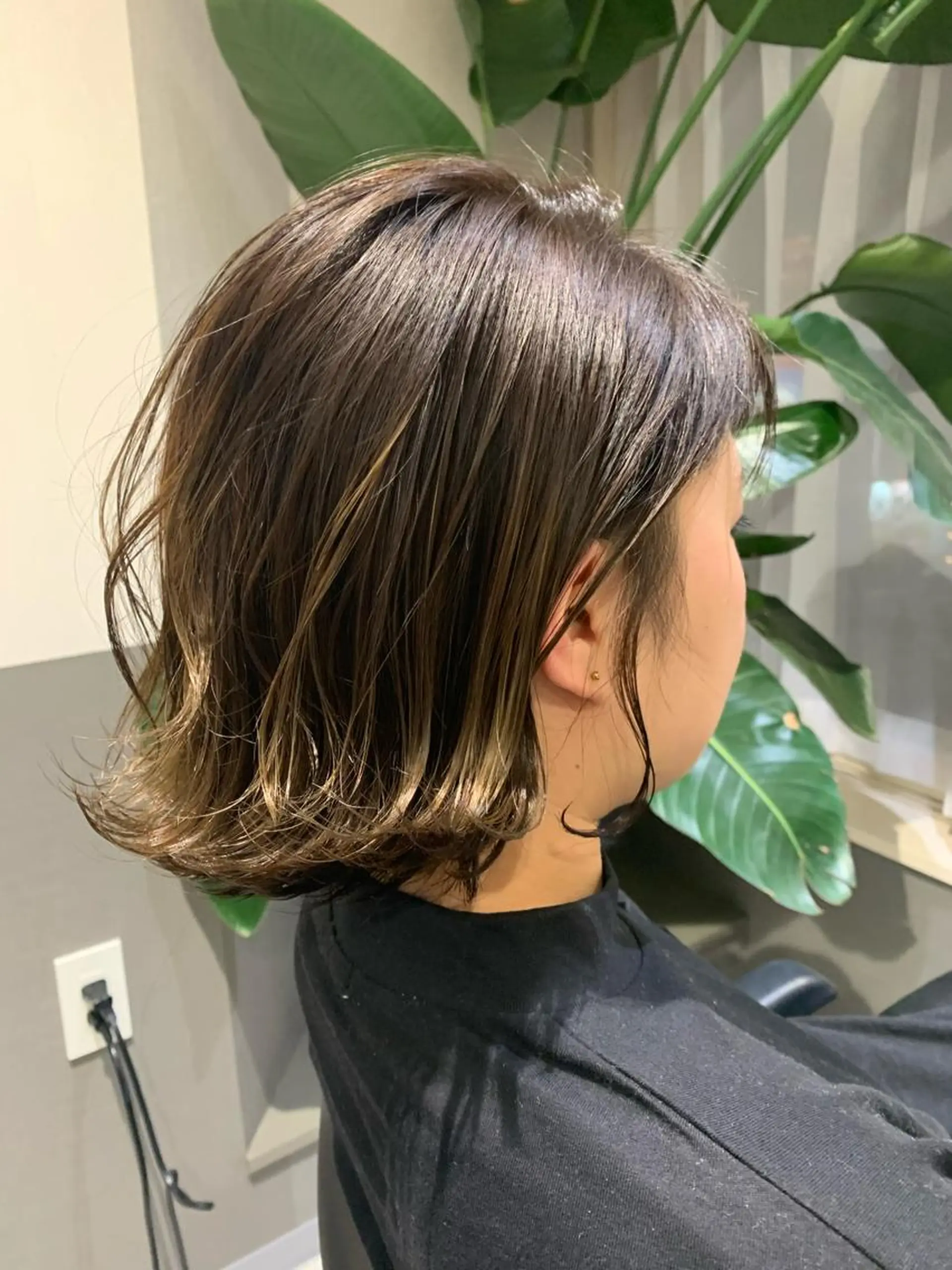 ショート ハイライト Eleanor 立川北口のヘアスタイル