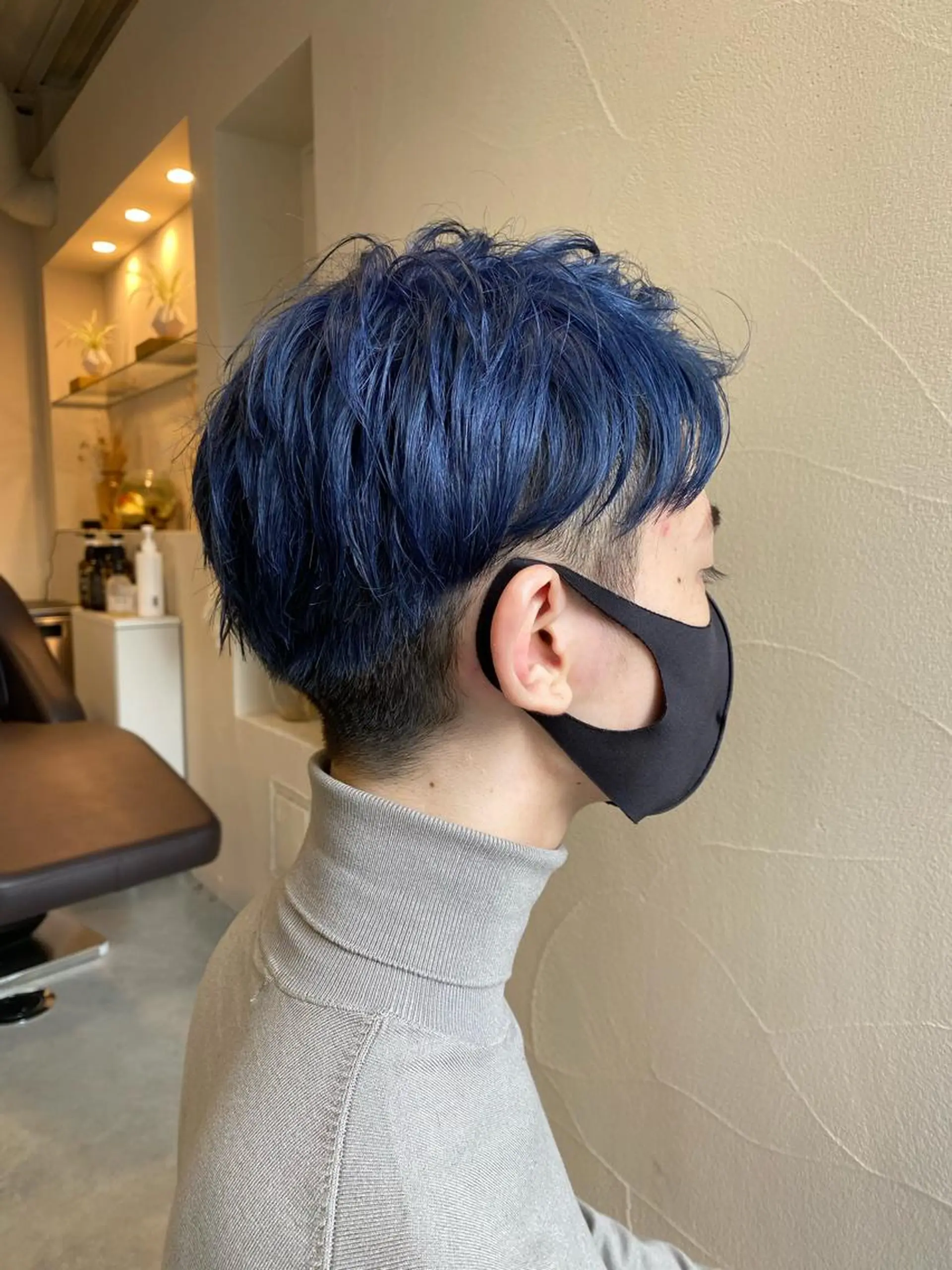 ショート カラー メンズ メンズブリーチ ブリーチ ブルーカラー ダブルカラー ネイビーカラー カット ヘアカラー トリートメント Masena所属・Director 🌈中川慎之介のヘアスタイル