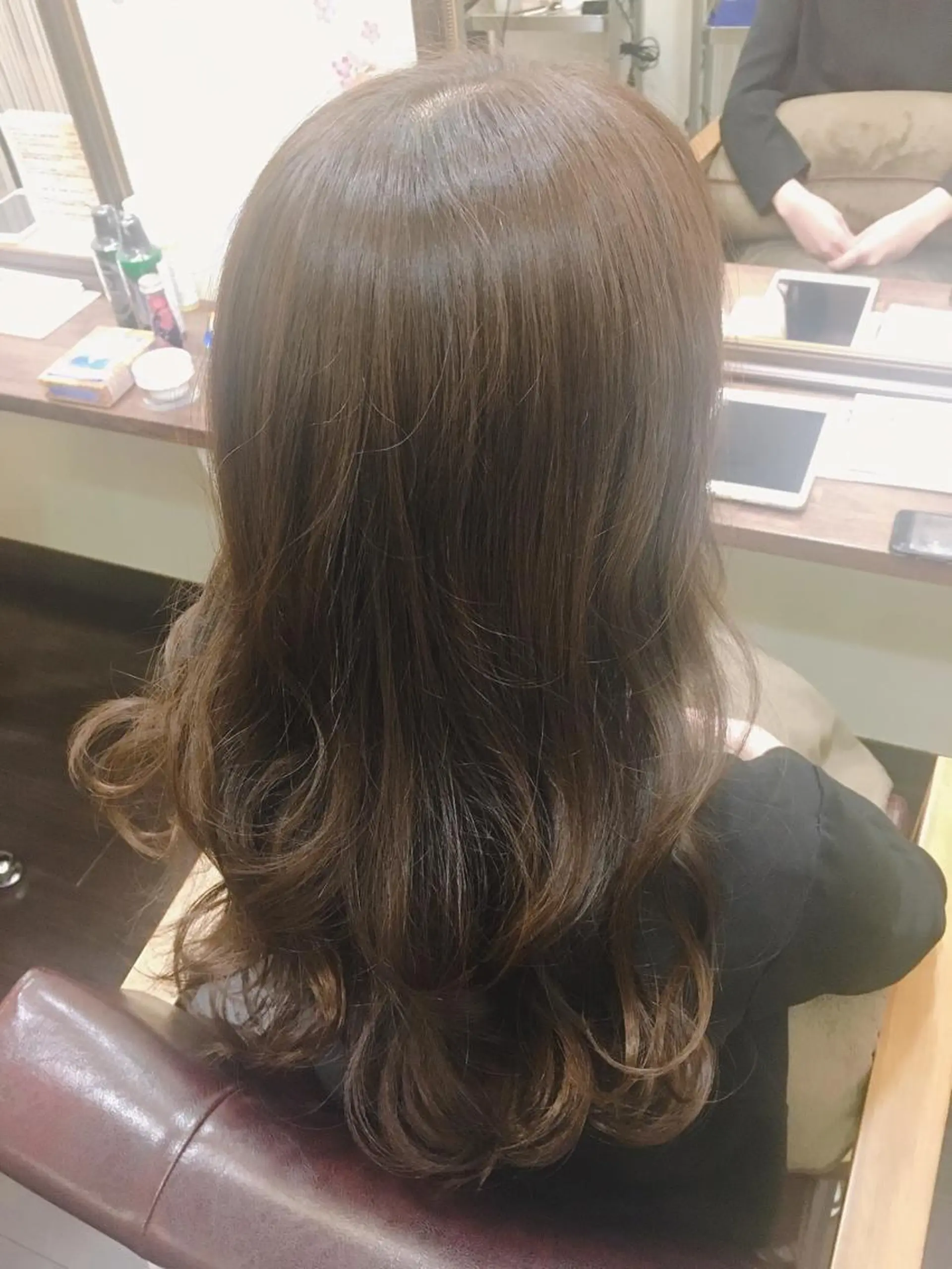 カラー アッシュ soto所属・安藤 芽衣のヘアスタイル