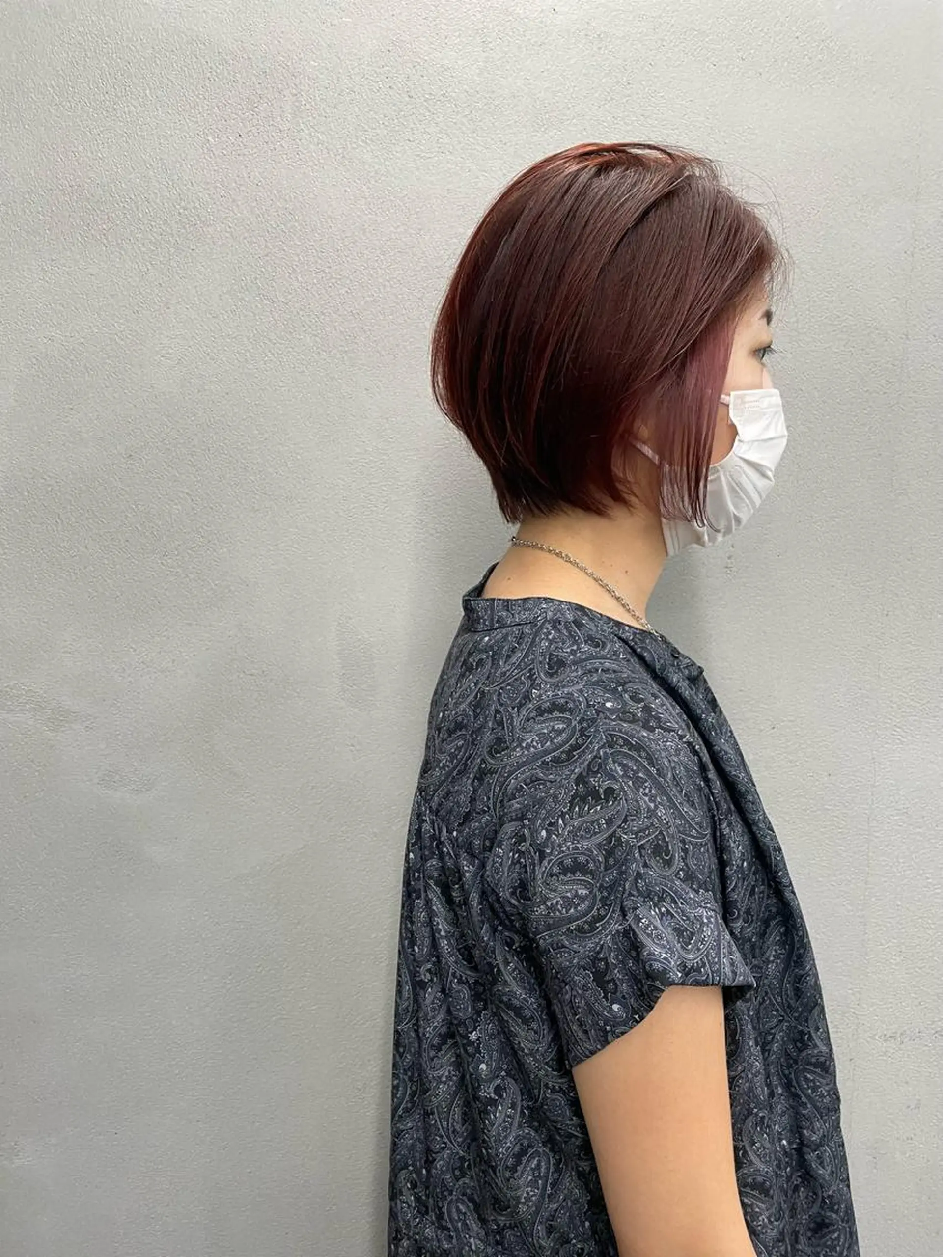 ショート カラー パーマ ヘアアレンジ メンズ キッズ ネイル マツエク・マツパ アイブロウ ショートボブ ピンクカラー レッドカラー カラーマツエク ボブ #tag 稗田綾加のヘアスタイル
