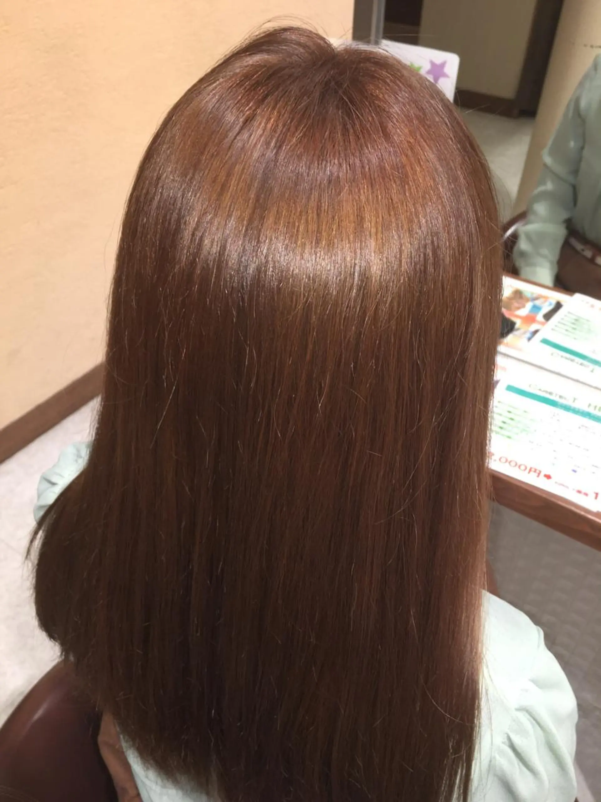 セミロング カラー PALETTE(パレット)所属・SHIORI💜口コ ミNo.1艶カラーのヘアスタイル