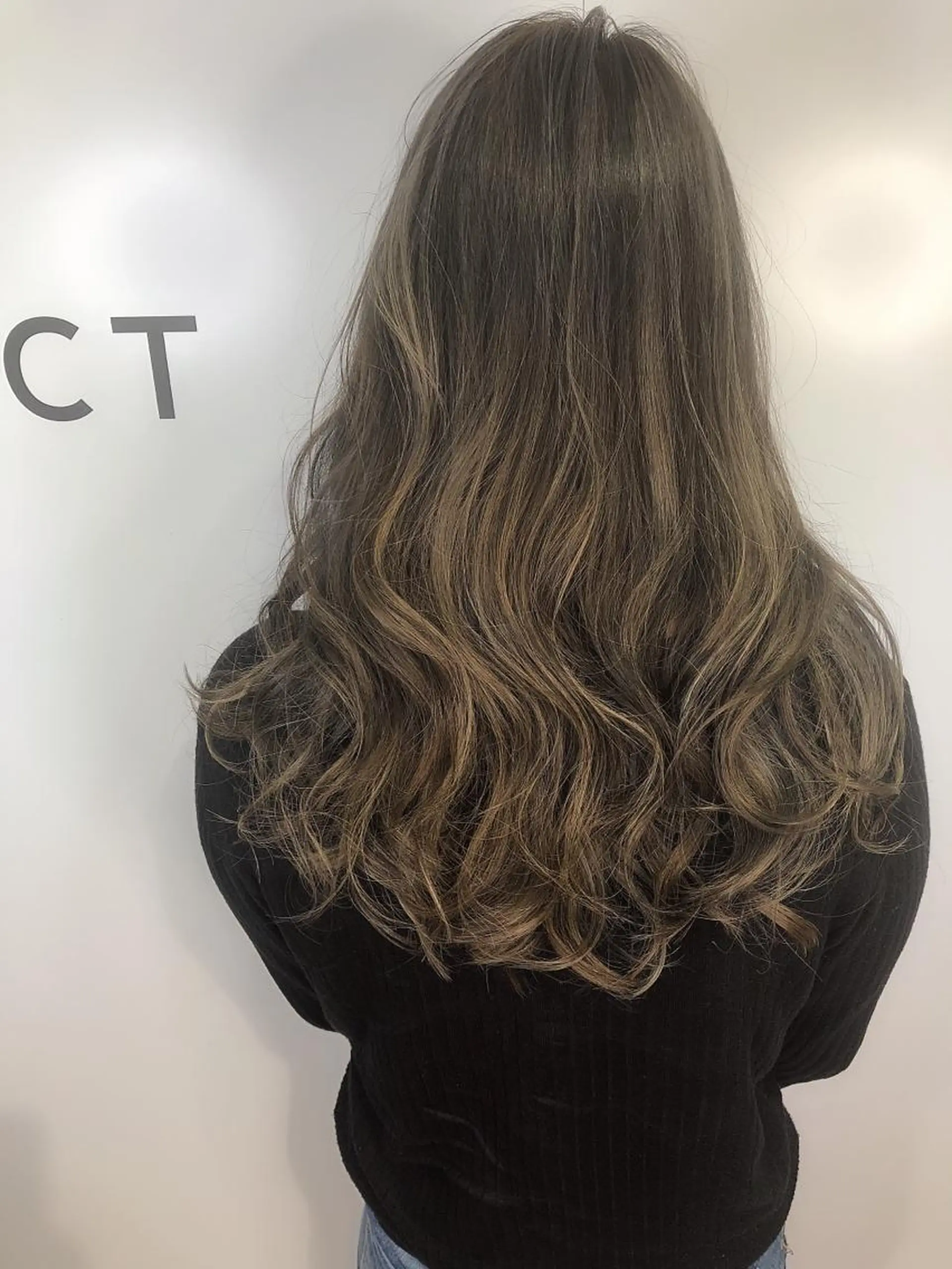 ロング カラー ヘアアレンジ キッズ ネイル マツエク・マツパ アッシュ ハイライトカラー ハイライト 👑ボブ、レイヤー 心斎橋/高城涼也のヘアスタイル