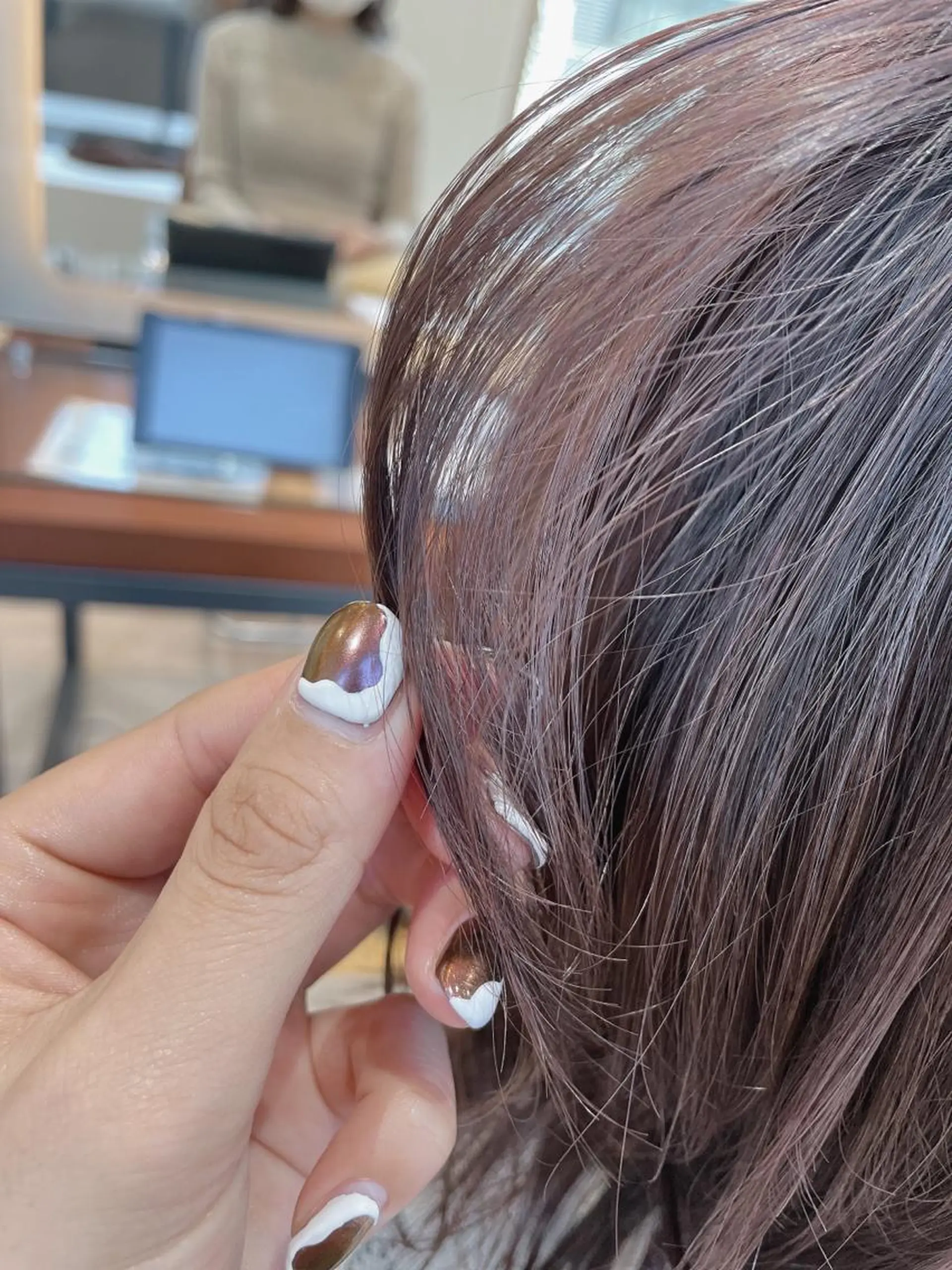 ミディアム カラー ブラウンカラー 透明感カラー ハイライトカラー パープルカラー パープルブラウン カット ヘアカラー トリートメント 🦖鶴岡香純🦖 産休中のヘアスタイル