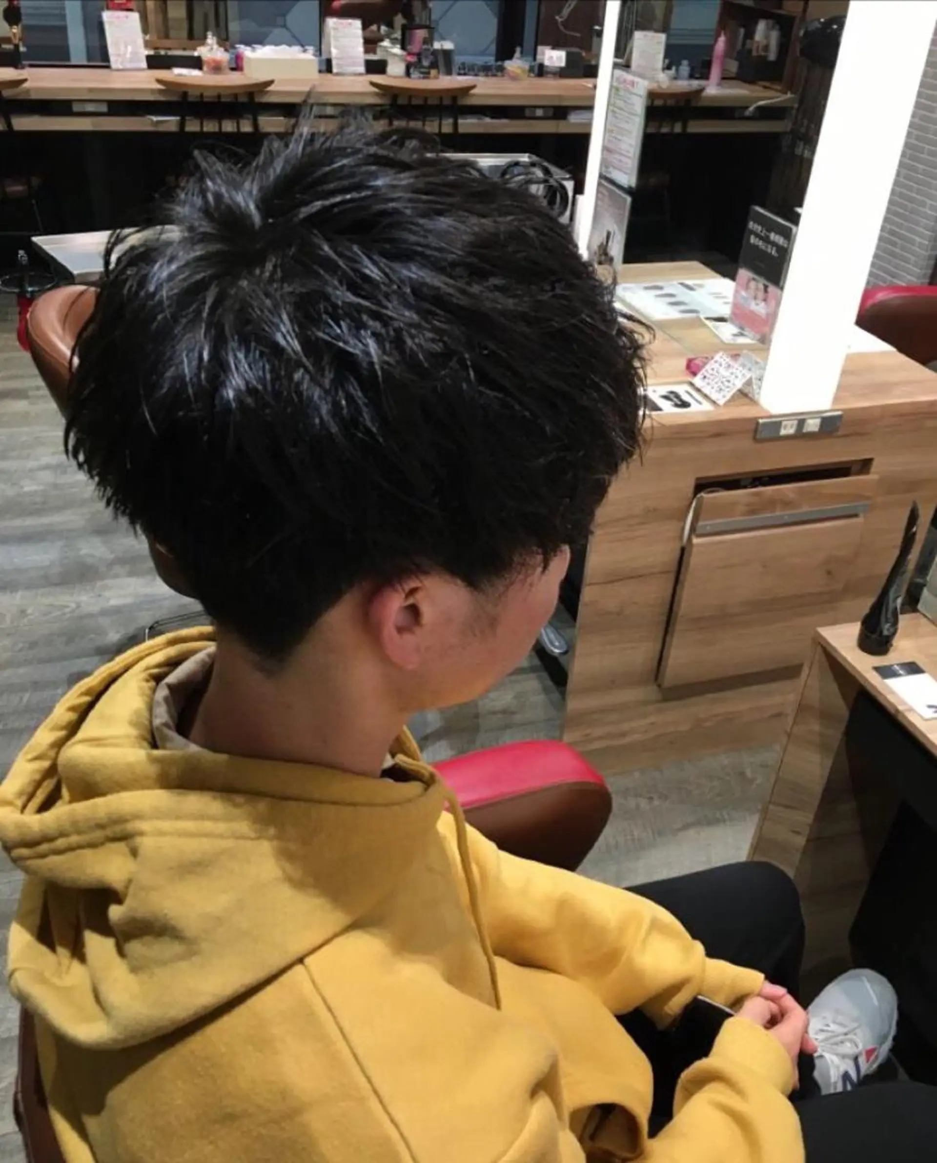 ショート メンズ 刈り上げ 12月限定クーポン 💕大量更新ブリーチのヘアスタイル