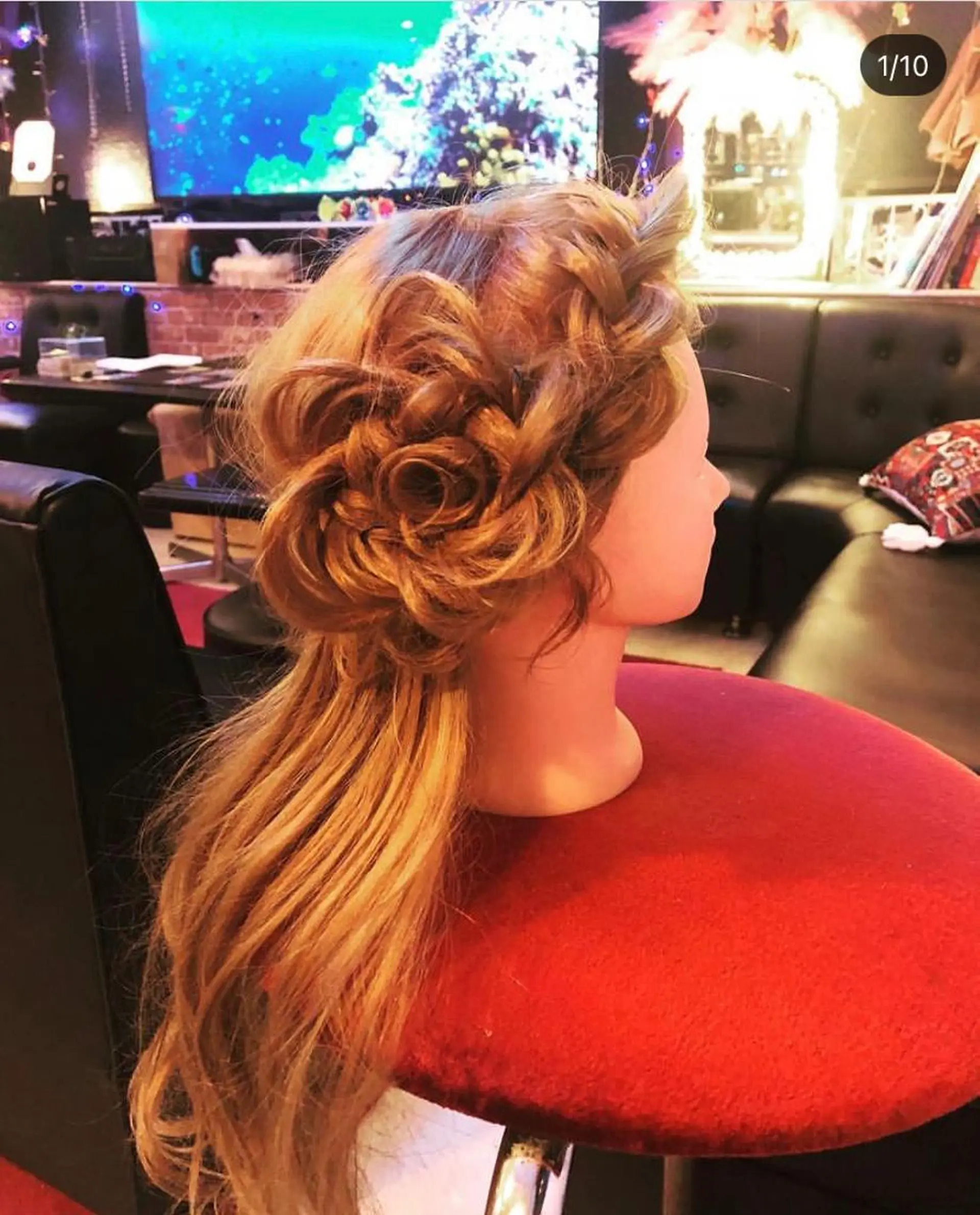 ロング ハロウィン 小顔カット ヘアセット 銀河 ティンガーラのヘアスタイル