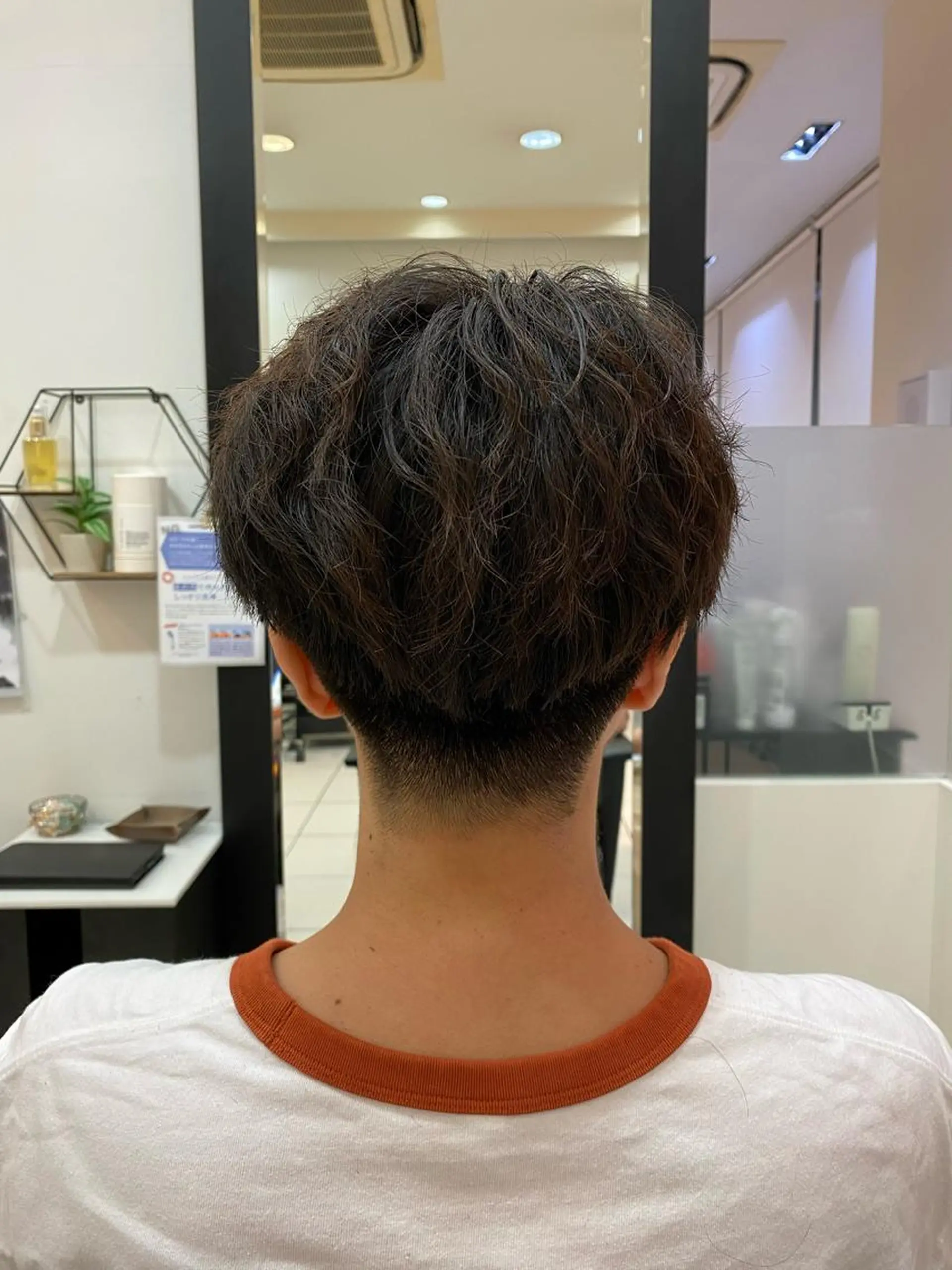 ミディアム CHIC 蘭のヘアスタイル