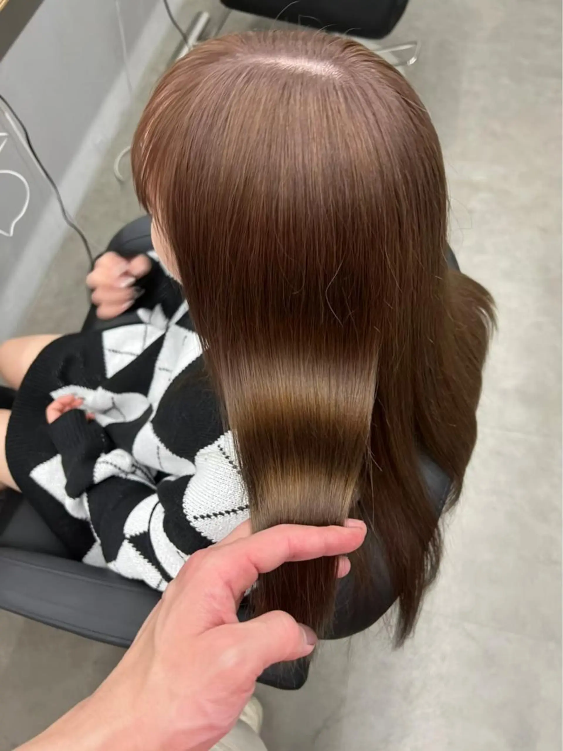 ミディアム mono / Manatoのヘアスタイル