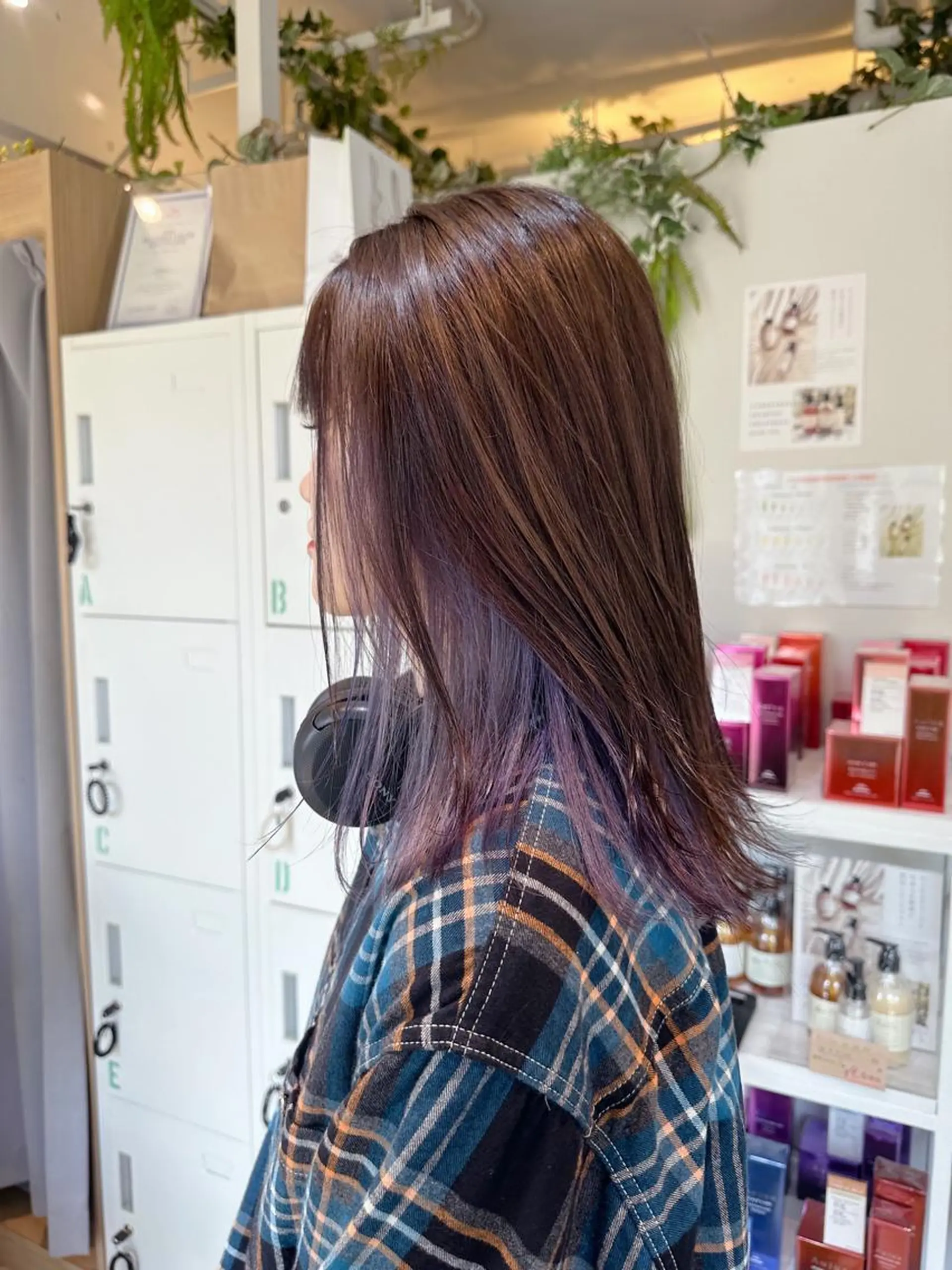 セミロング カット ヘアカラー トリートメント ＨＩ ROのヘアスタイル