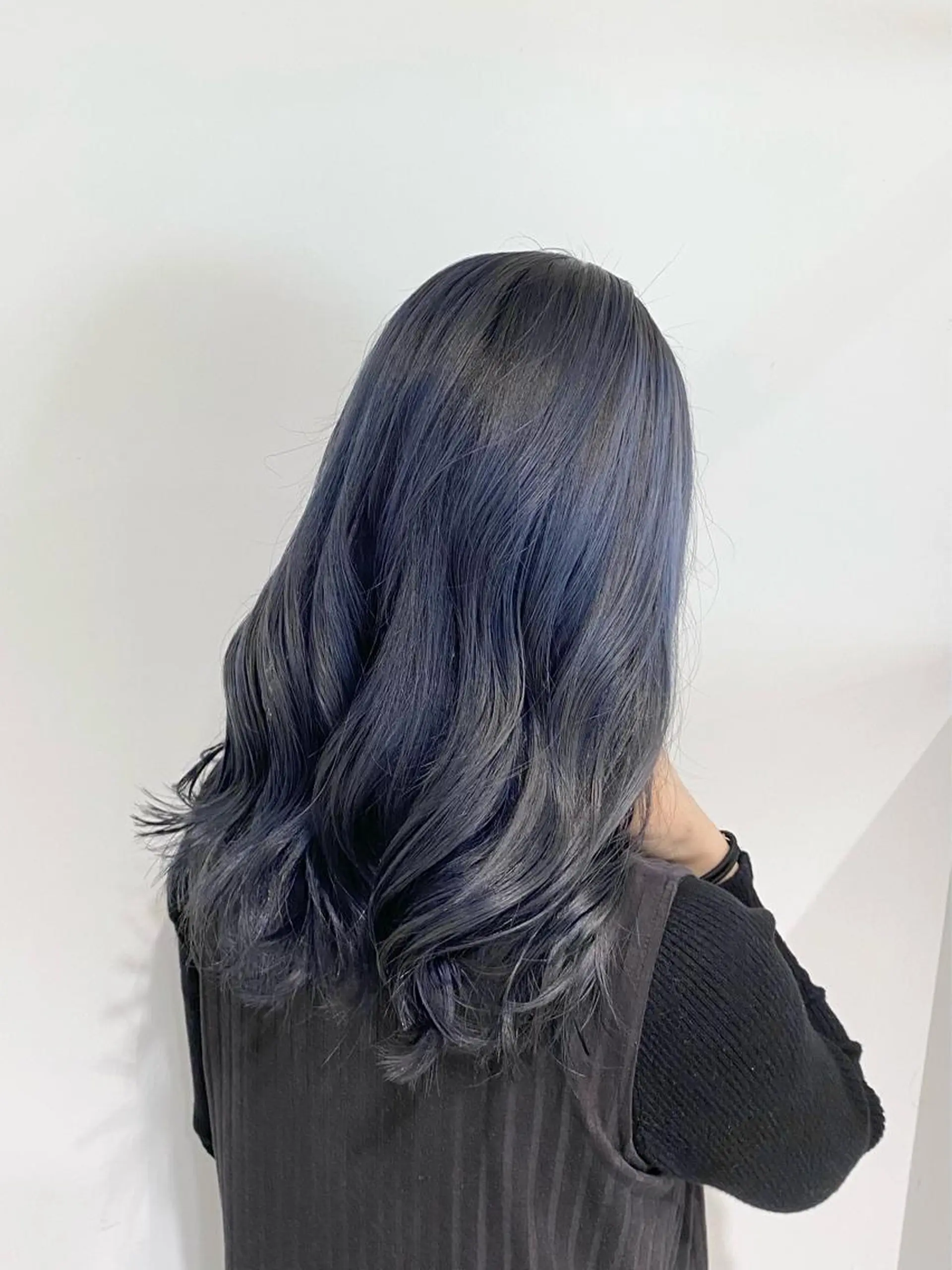 ロング カラー ブルーカラー ヘアカラー トリートメント motel所属・モデルや芸能人も通う ✨マンツーマンサロンのヘアスタイル