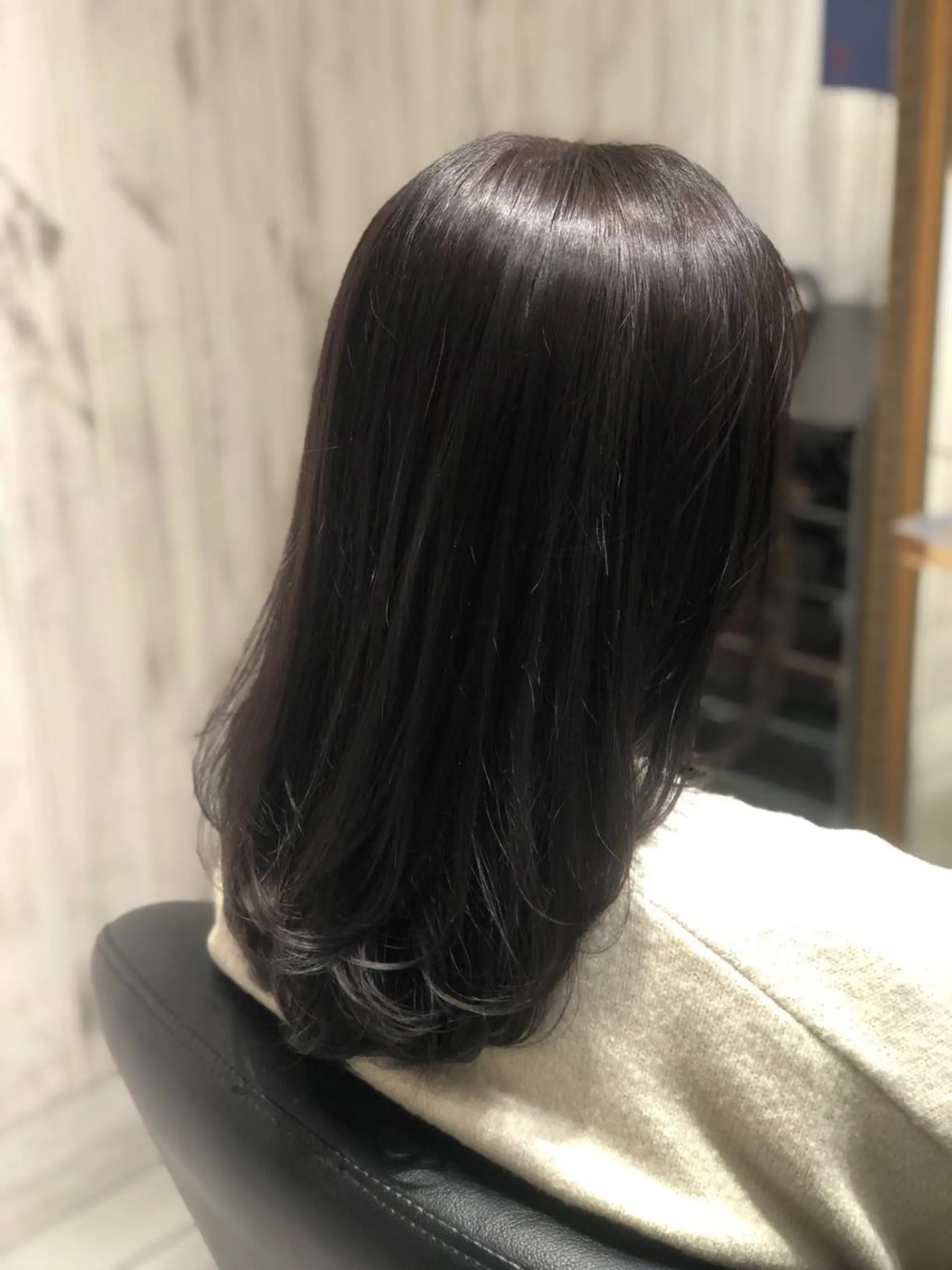 セミロング カラー FENICE onthe beach所属・永井大樹✨ 透明感カラー✨のヘアスタイル