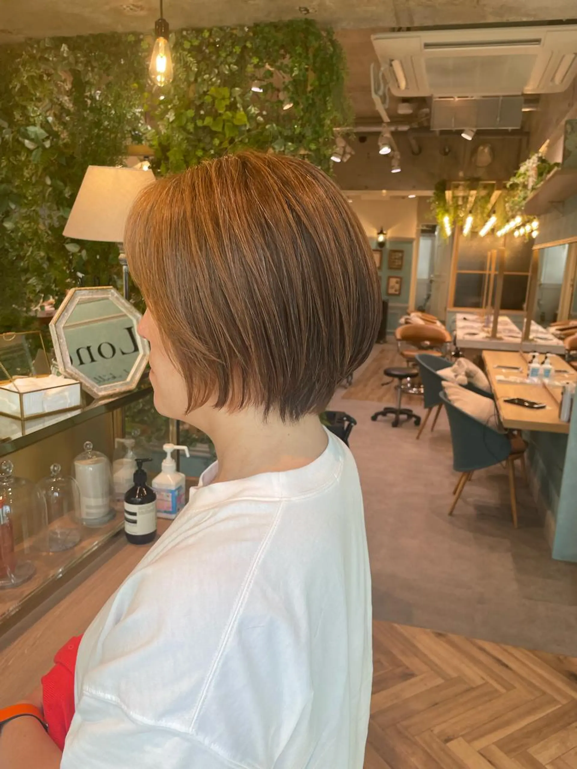ショート AUBEHAIRnoa熊谷店所属・中島紫乃  レイヤー 🇰🇷🌈のヘアスタイル