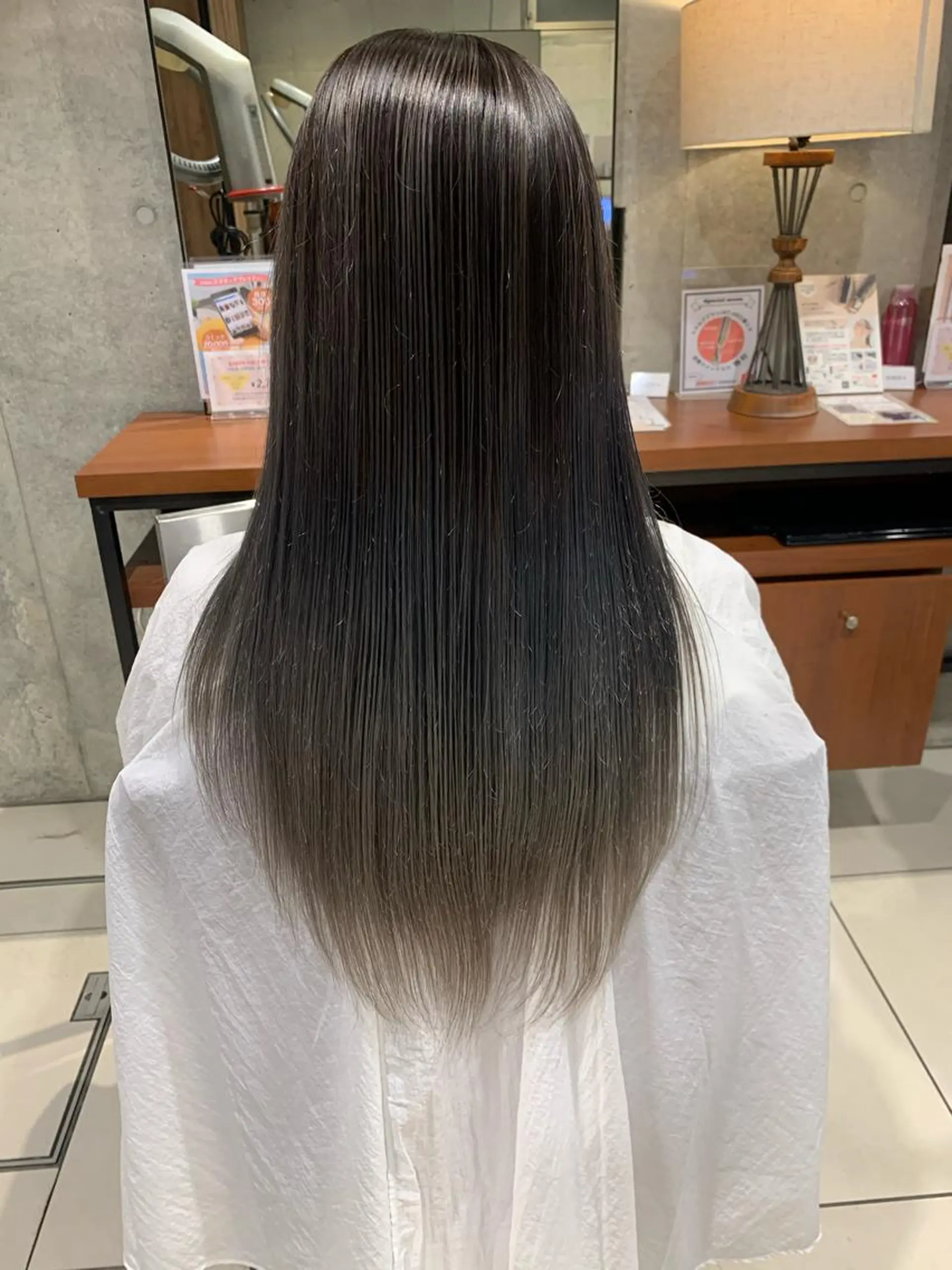 カラー バレイヤージュ AQUA 平田真一のヘアスタイル