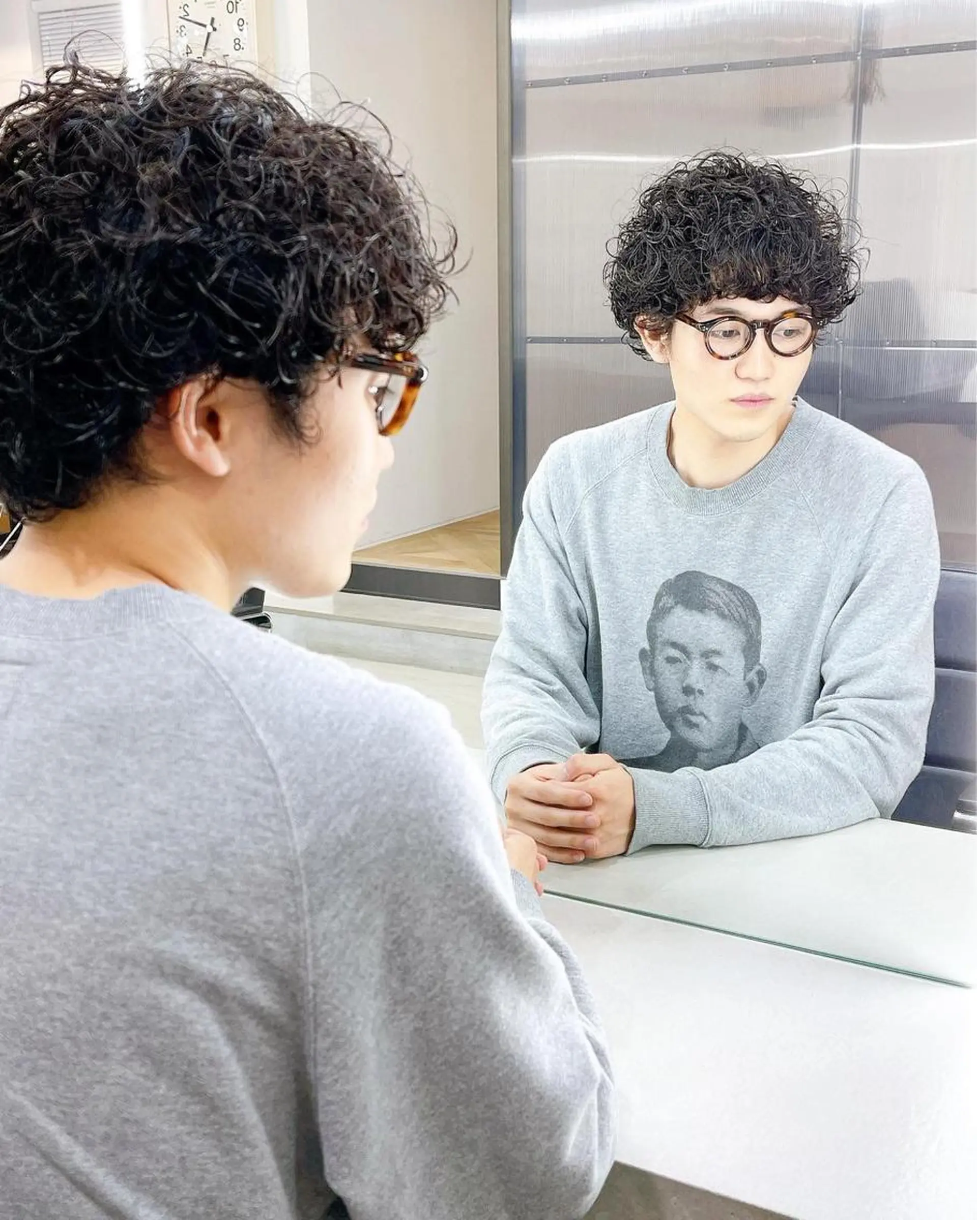 ショート パーマ メンズ マッシュ メンズパーマ カット ヘアカラー パーマ 縮毛矯正 トリートメント メンズパーマ タカキリョウのヘアスタイル