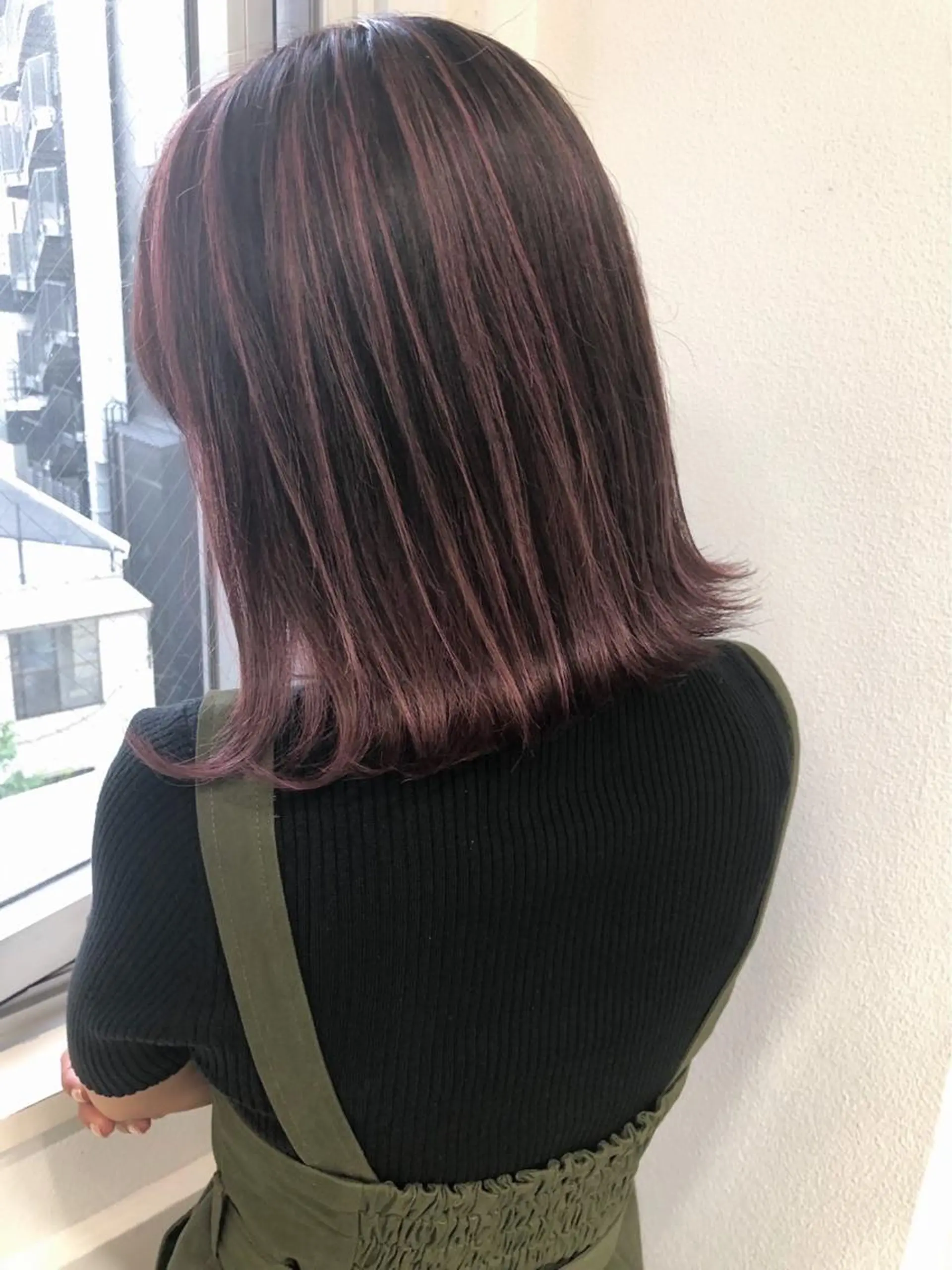 セミロング カラー mimiiy梅田 中崎町ハイトーンのヘアスタイル