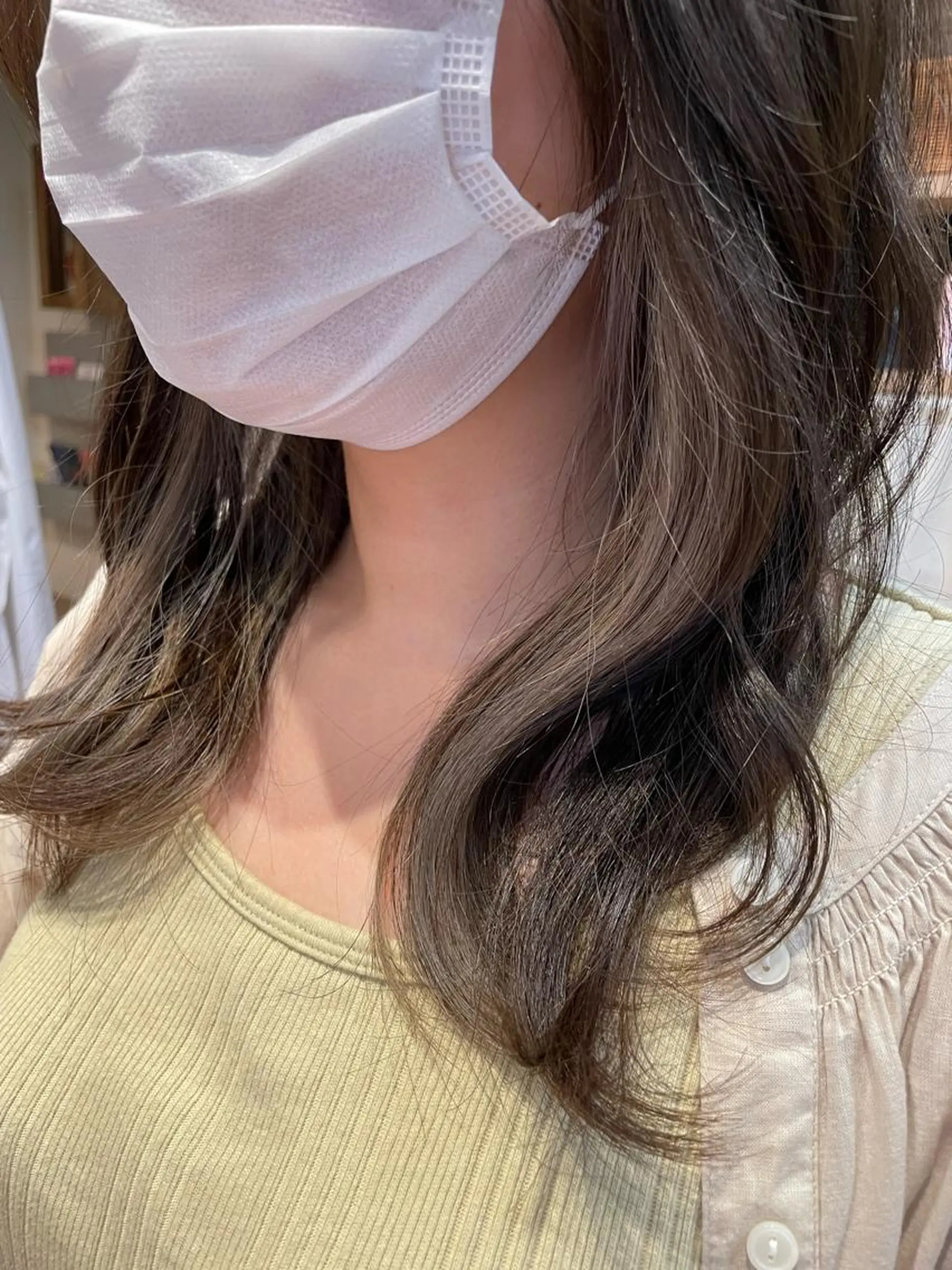 セミロング カラー インナーカラー ✨横須賀髪質改善✨️ 加藤 百音のヘアスタイル