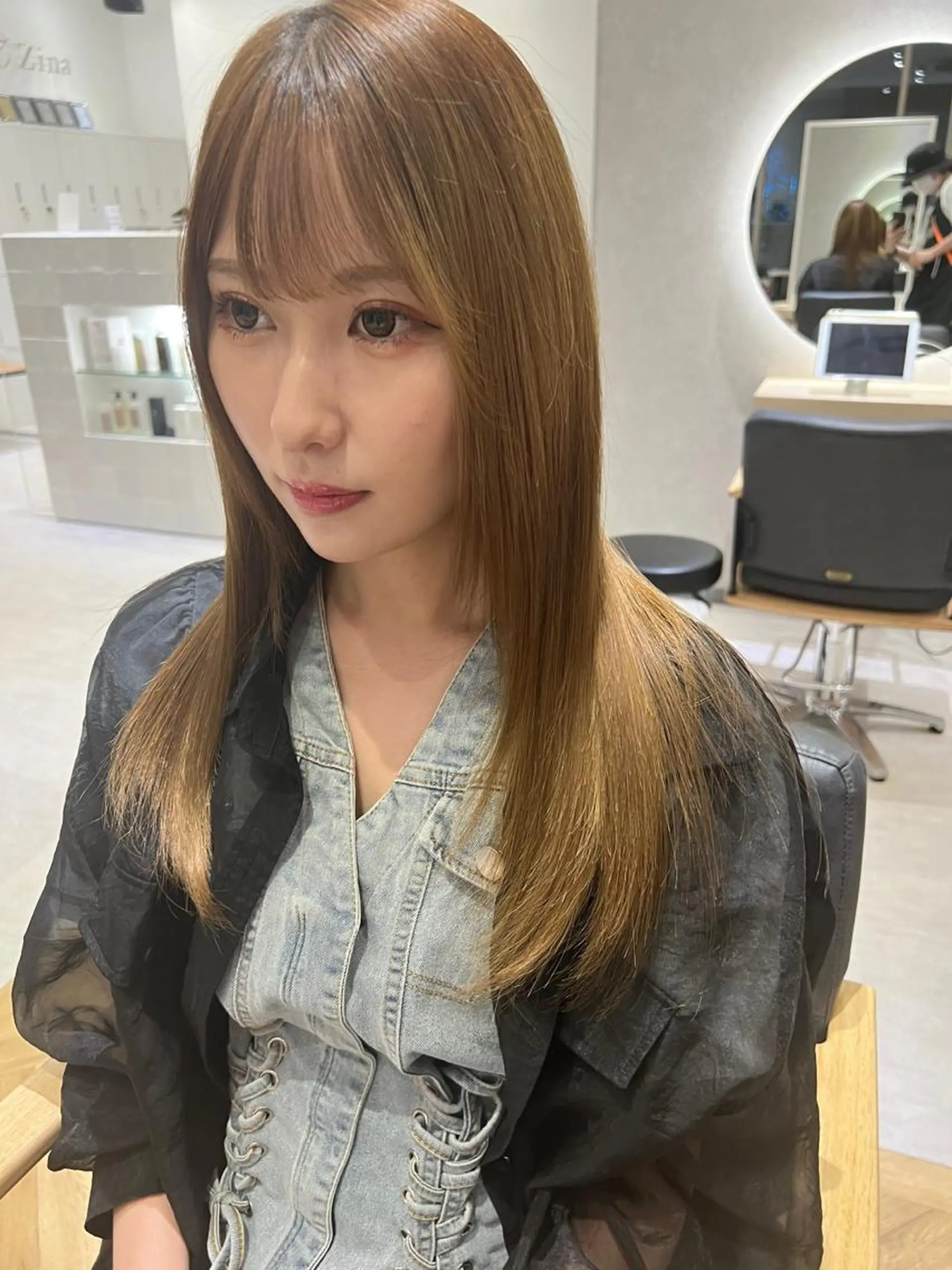 セミロング 髪質改善 トリートメント 韓国🇰🇷レイヤー おくれ毛/顔まわりのヘアスタイル