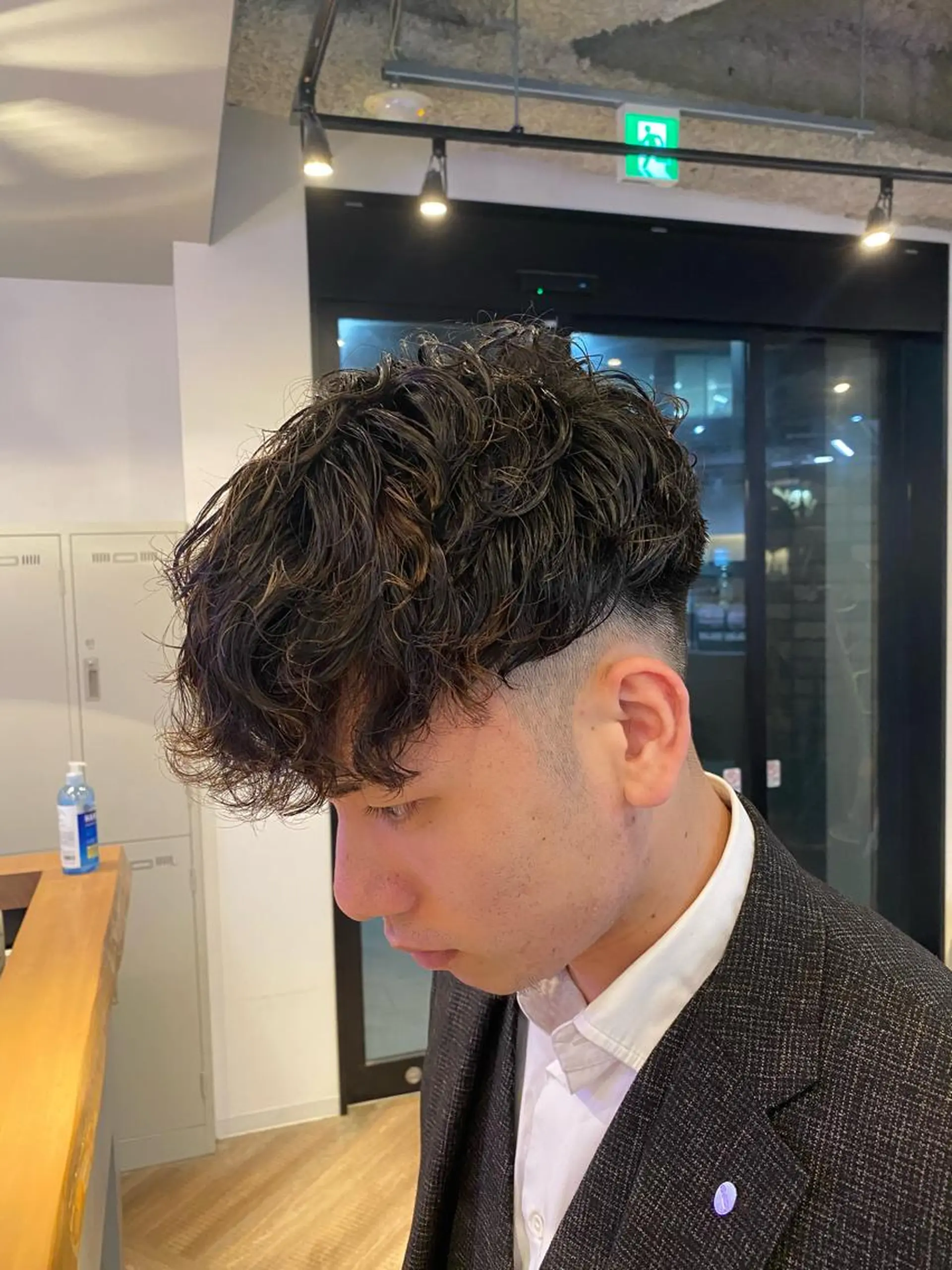 パーマ カット パーマ 【博多ハイライトカラ ー】中島啓太のヘアスタイル