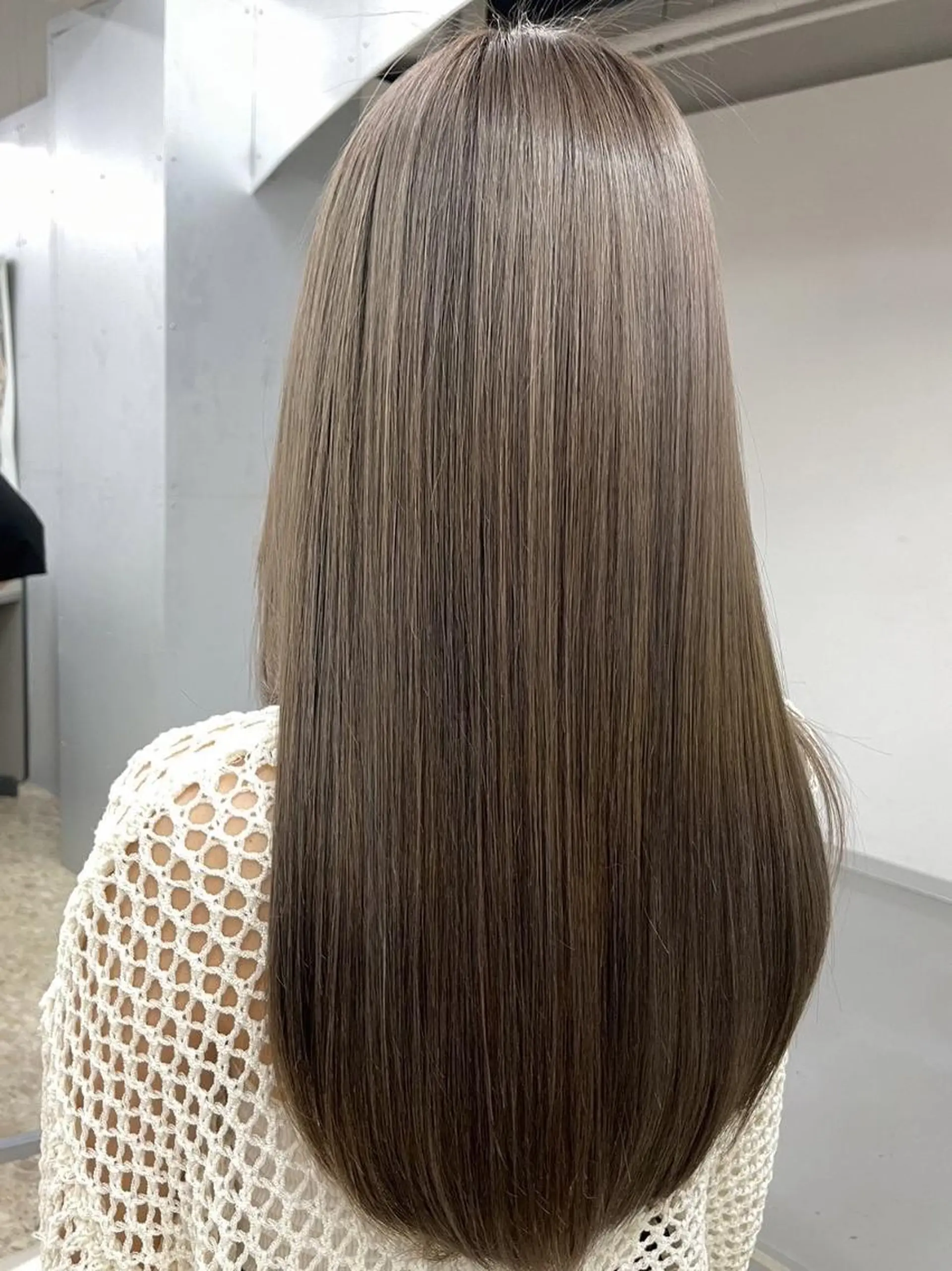 ロング カット ヘアカラー 佐藤 翔空【艶 カラー/縮毛矯正】のヘアスタイル