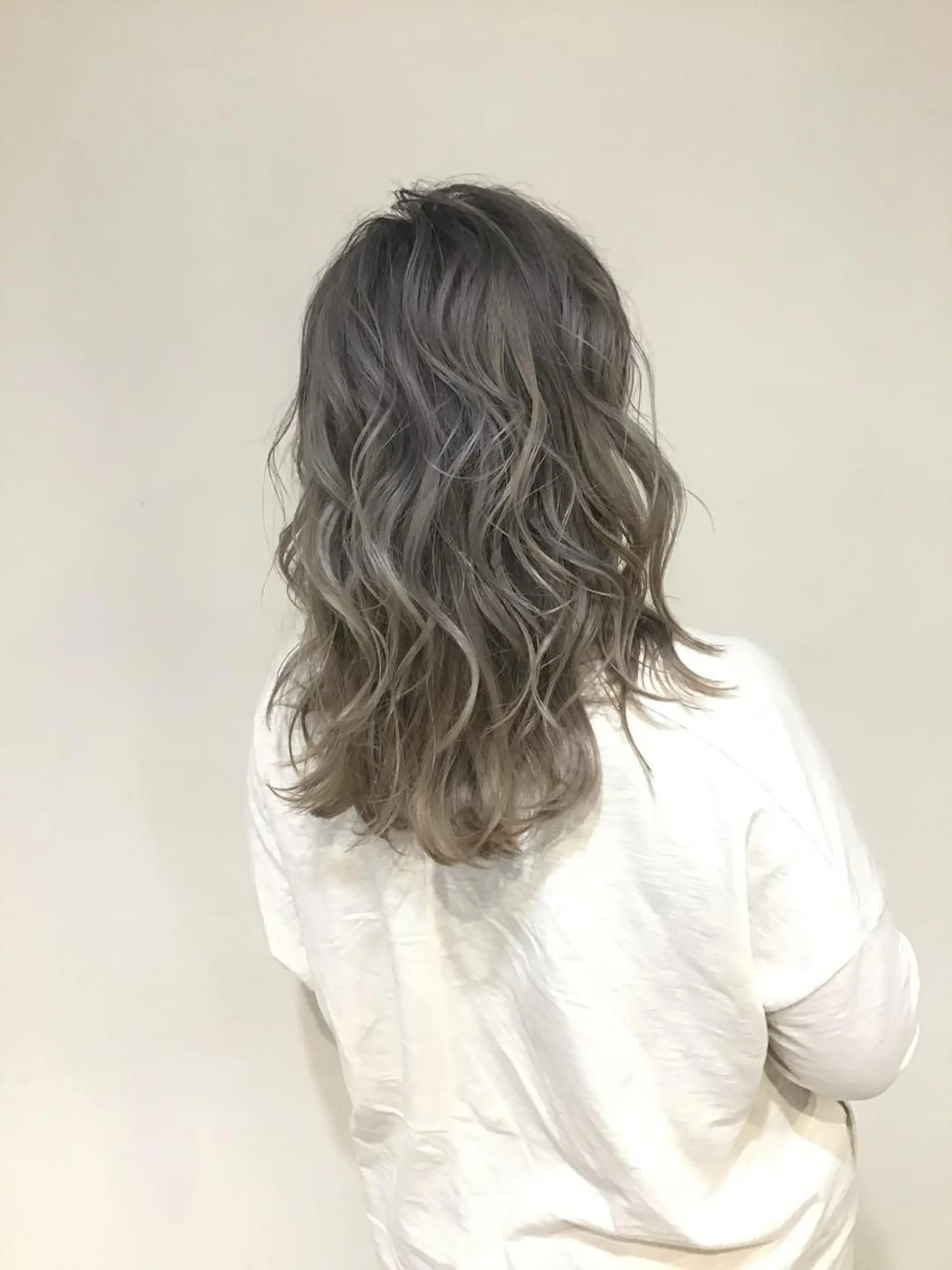 ミディアム カラー ヘアカラー ブリーチなしダブルカ ラー／髪質改善カラーのヘアスタイル