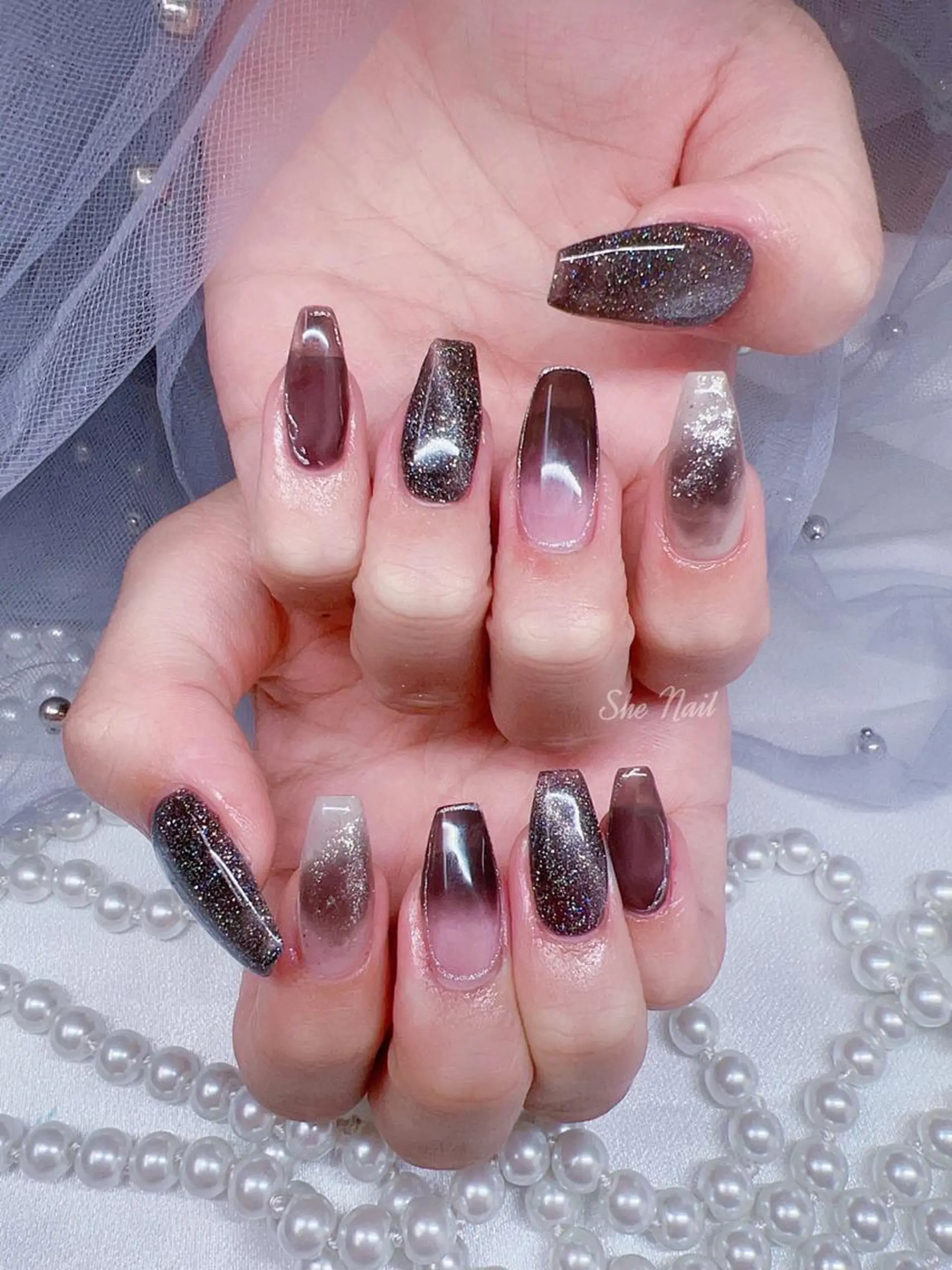 ネイル チークネイル 長さ出し マグネットネイル 持ち込み ワンカラーネイル ハンドネイル She   Nail所属・ISA_ BELLAのネイルデザイン