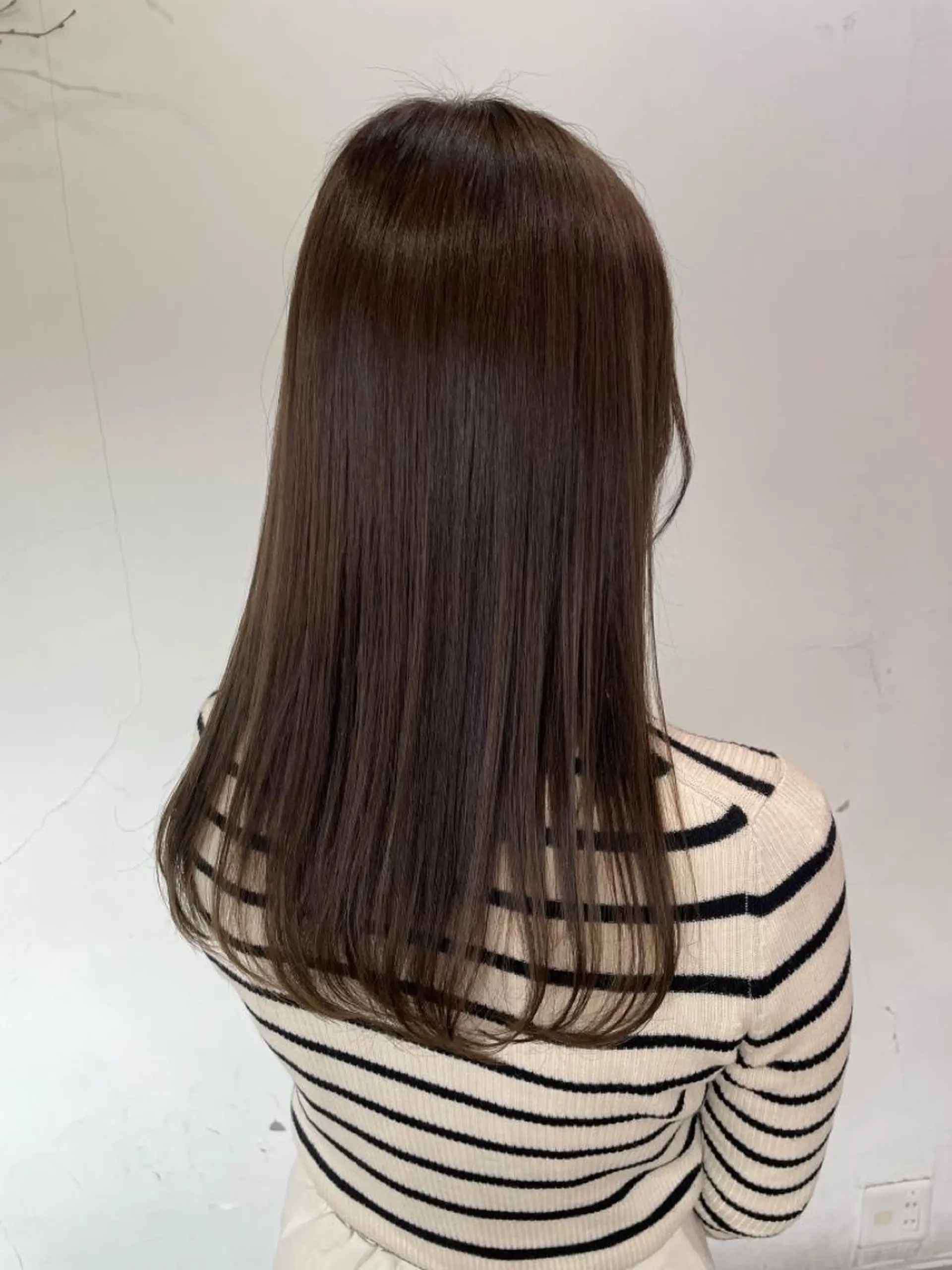 セミロング カラー silo所属・silo MOKA 顔周りカット🦦のヘアスタイル