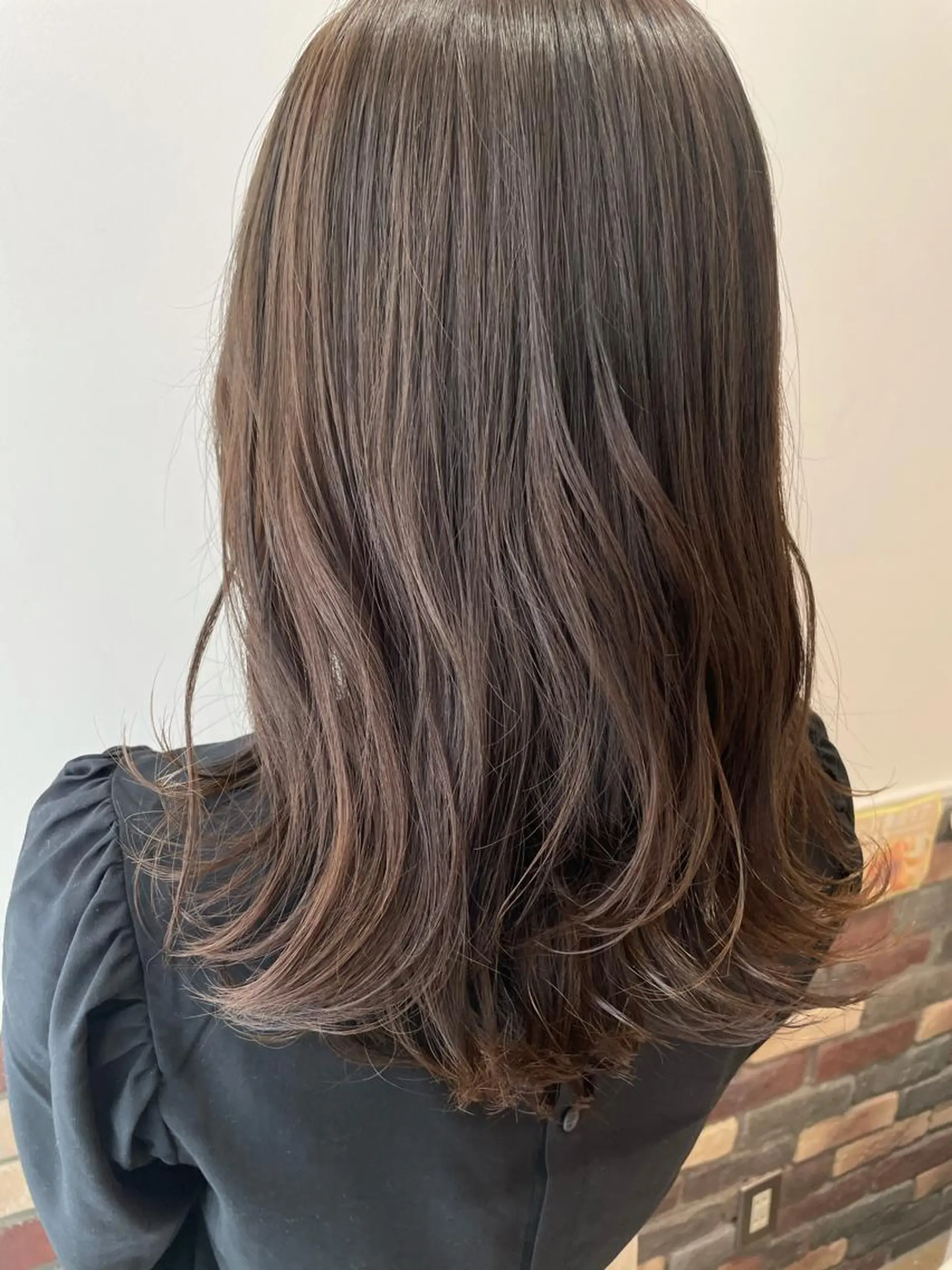 セミロング カラー ヘアカラー トリートメント 中井 茅佳のヘアスタイル