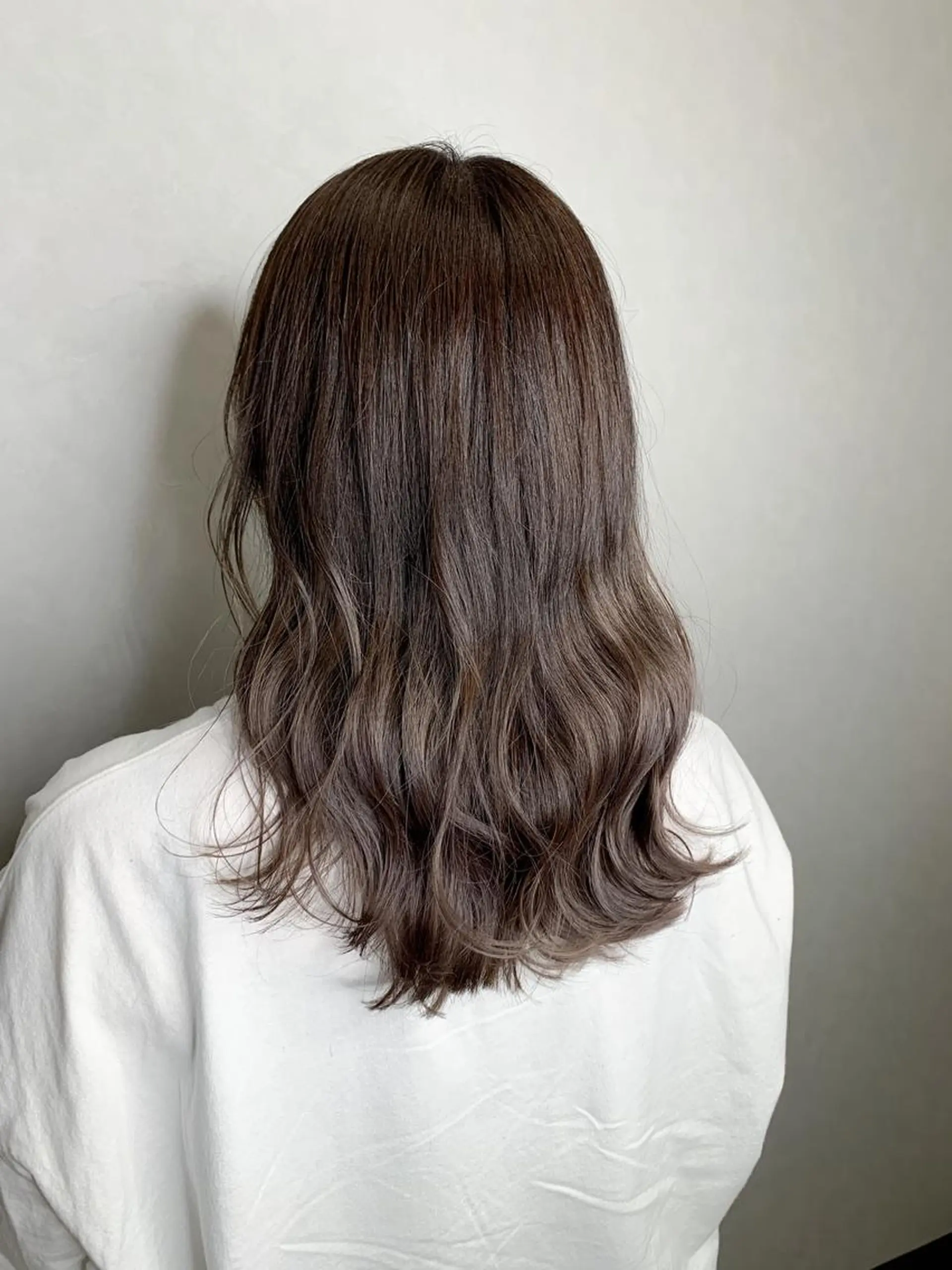 セミロング カラー グレージュ モカグレージュ ヘアカラー 🌈 DAIKI 🌈のヘアスタイル