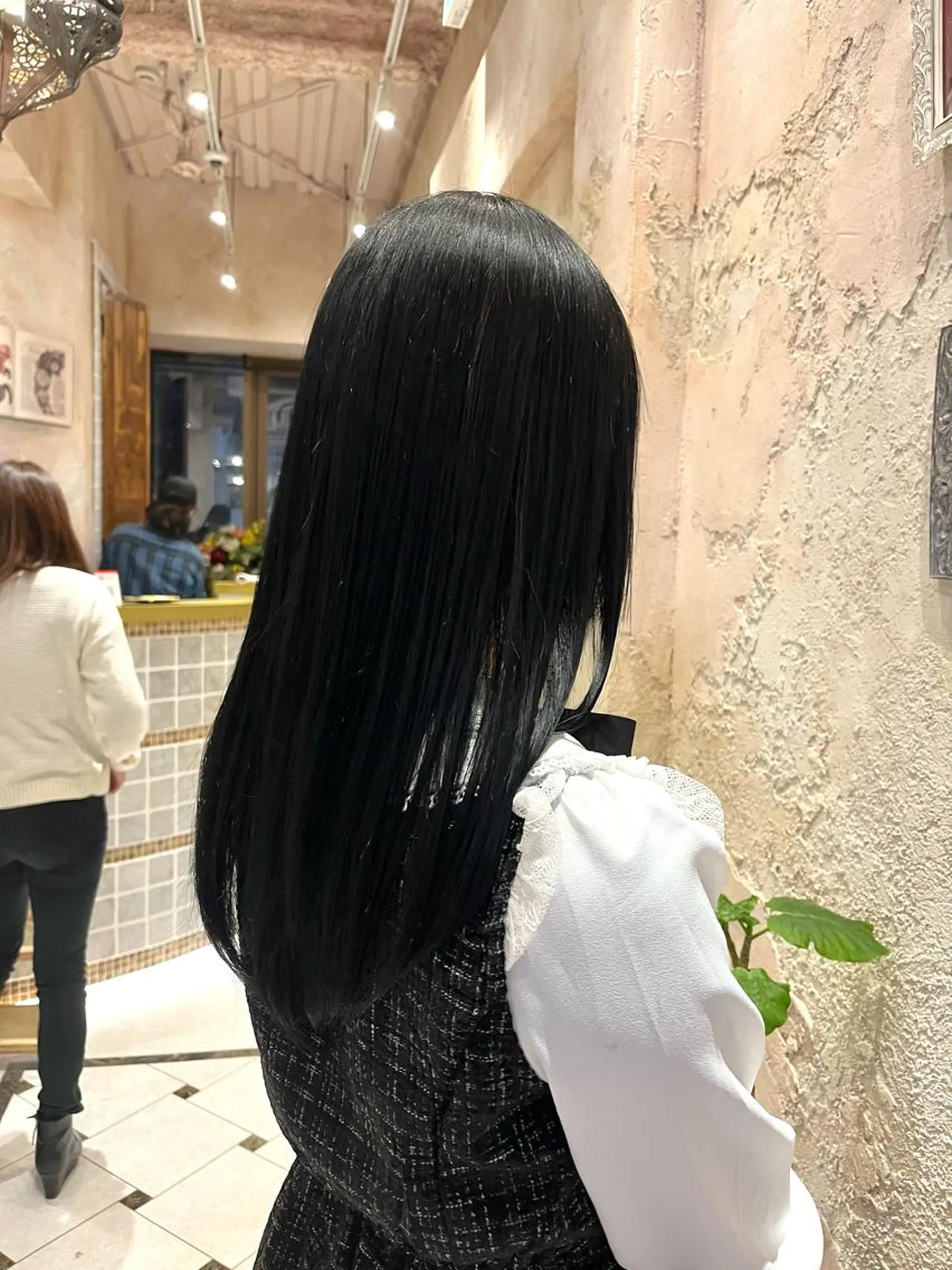 ロング カラー イヤリングカラー インナーカラー 顔まわりレイヤー 顔周りカット 髪質改善 川井麻由🎀アイドル 量産🎀ピンクカラーのヘアスタイル