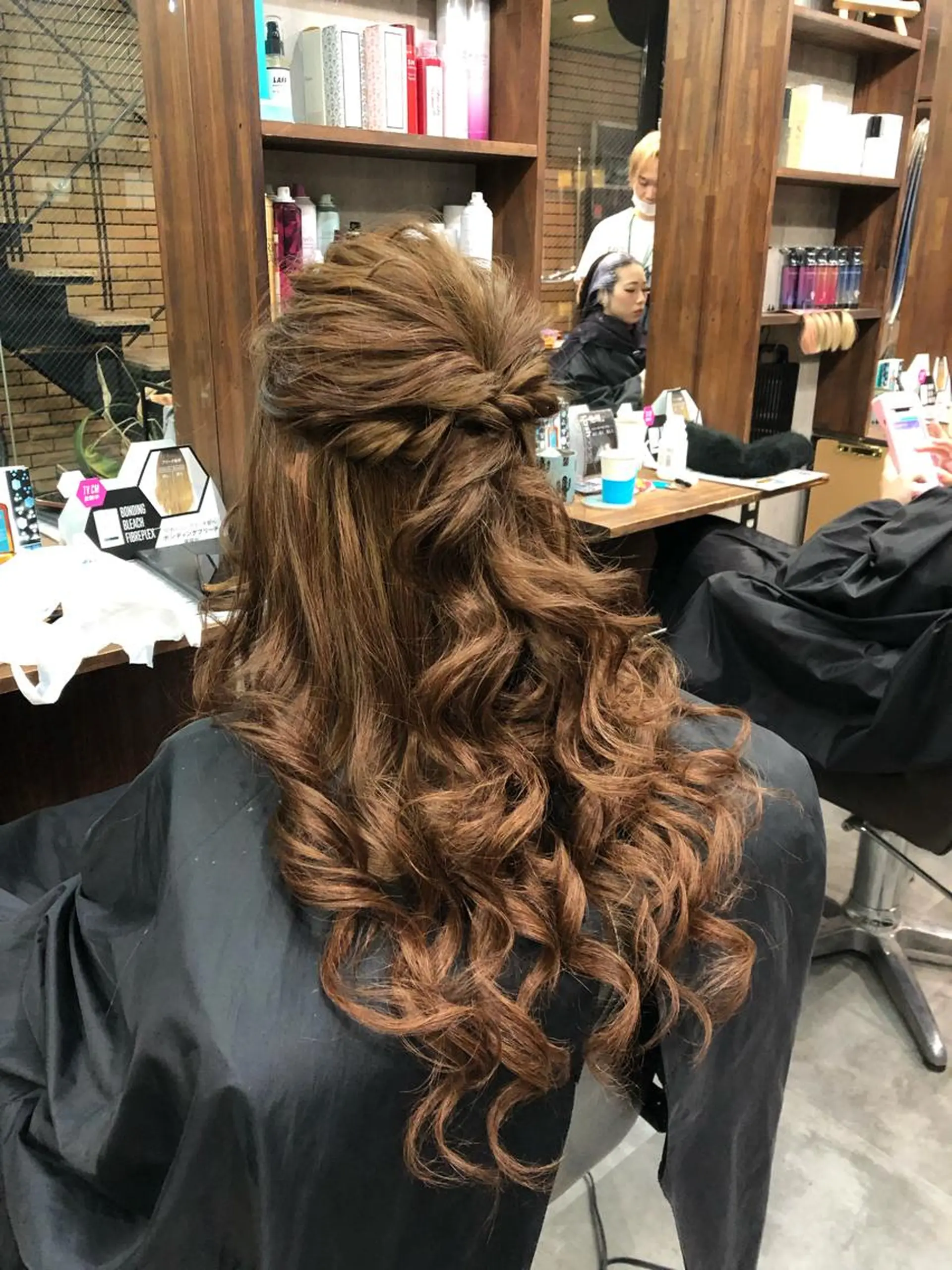 ロング カラー ヘアアレンジ ハーフアップ シールエクステ エクステ alpha. カラーエクステ下妻のヘアスタイル