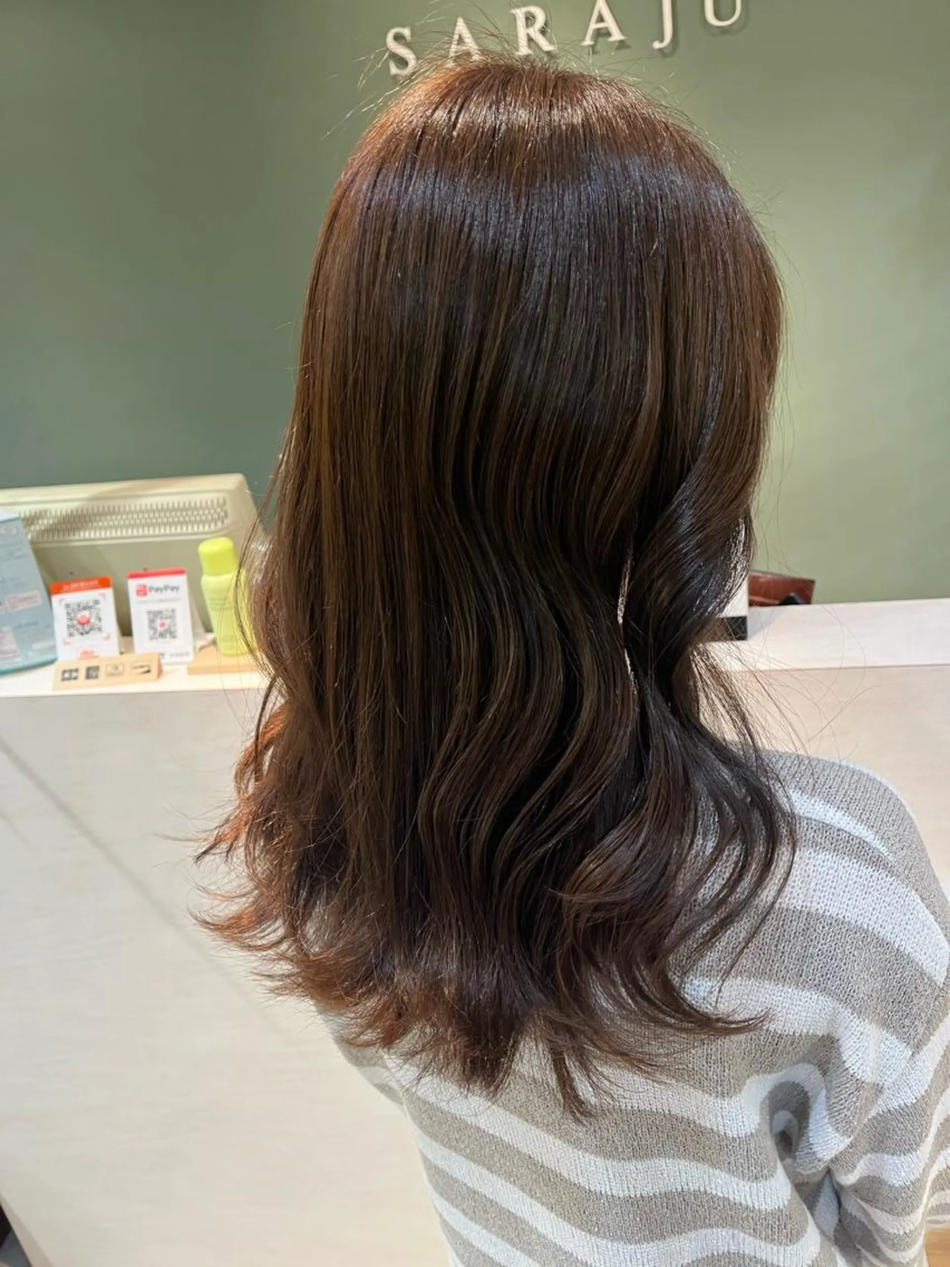 セミロング カラー ブラウンカラー saraju 梅田店所属・安来柚乃 ヤスキユノのヘアスタイル