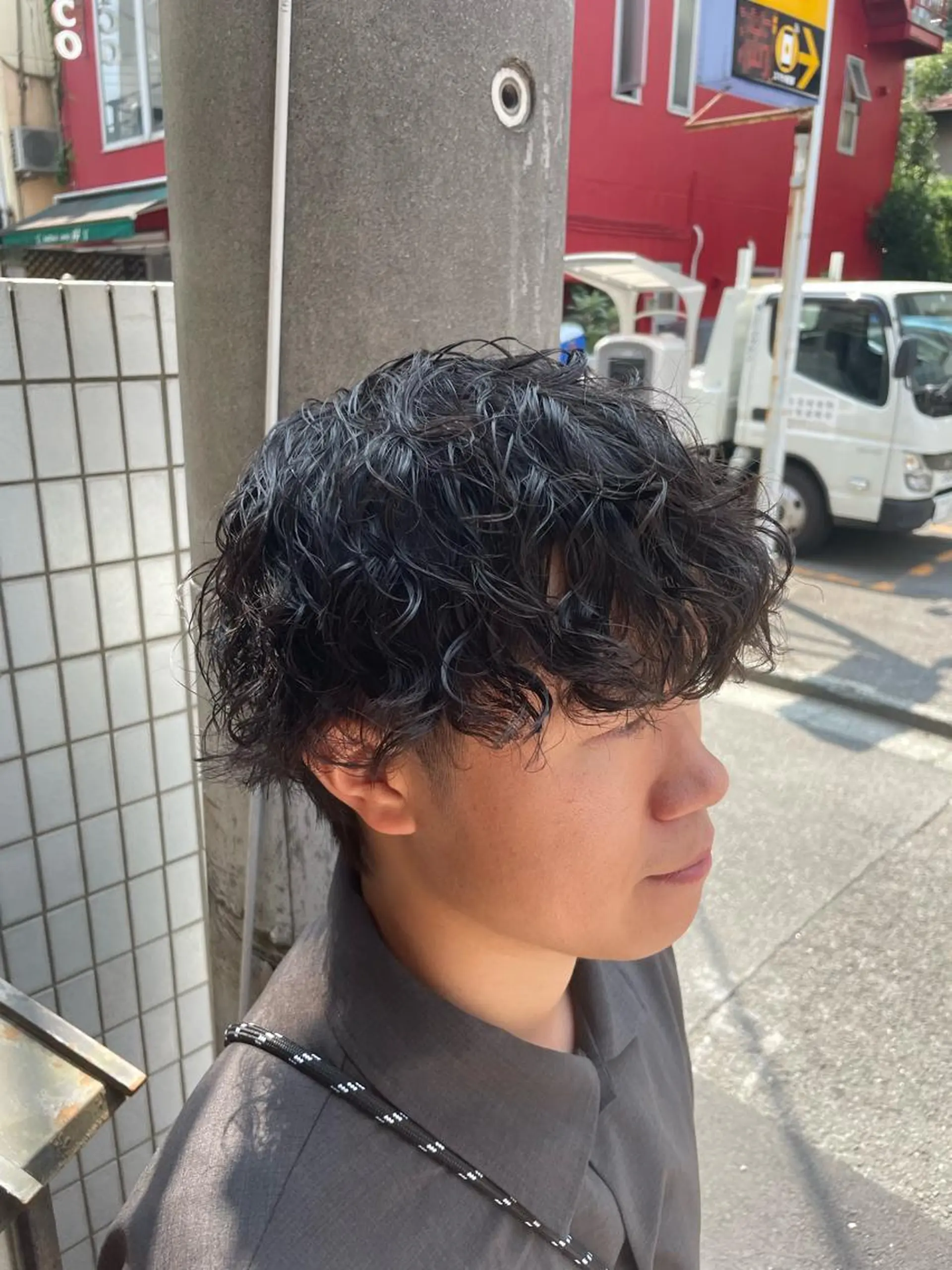 ショート パーマ メンズ メンズパーマ プードルパーマ プードルパーマ メンズ専門/パーマ 束間ショートのヘアスタイル
