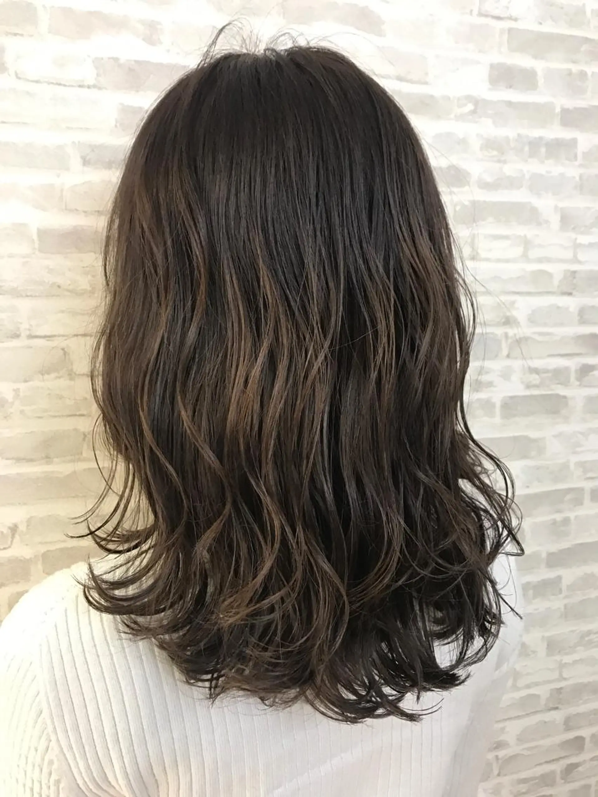 セミロング カラー 小金丸 里沙のその他イメージ