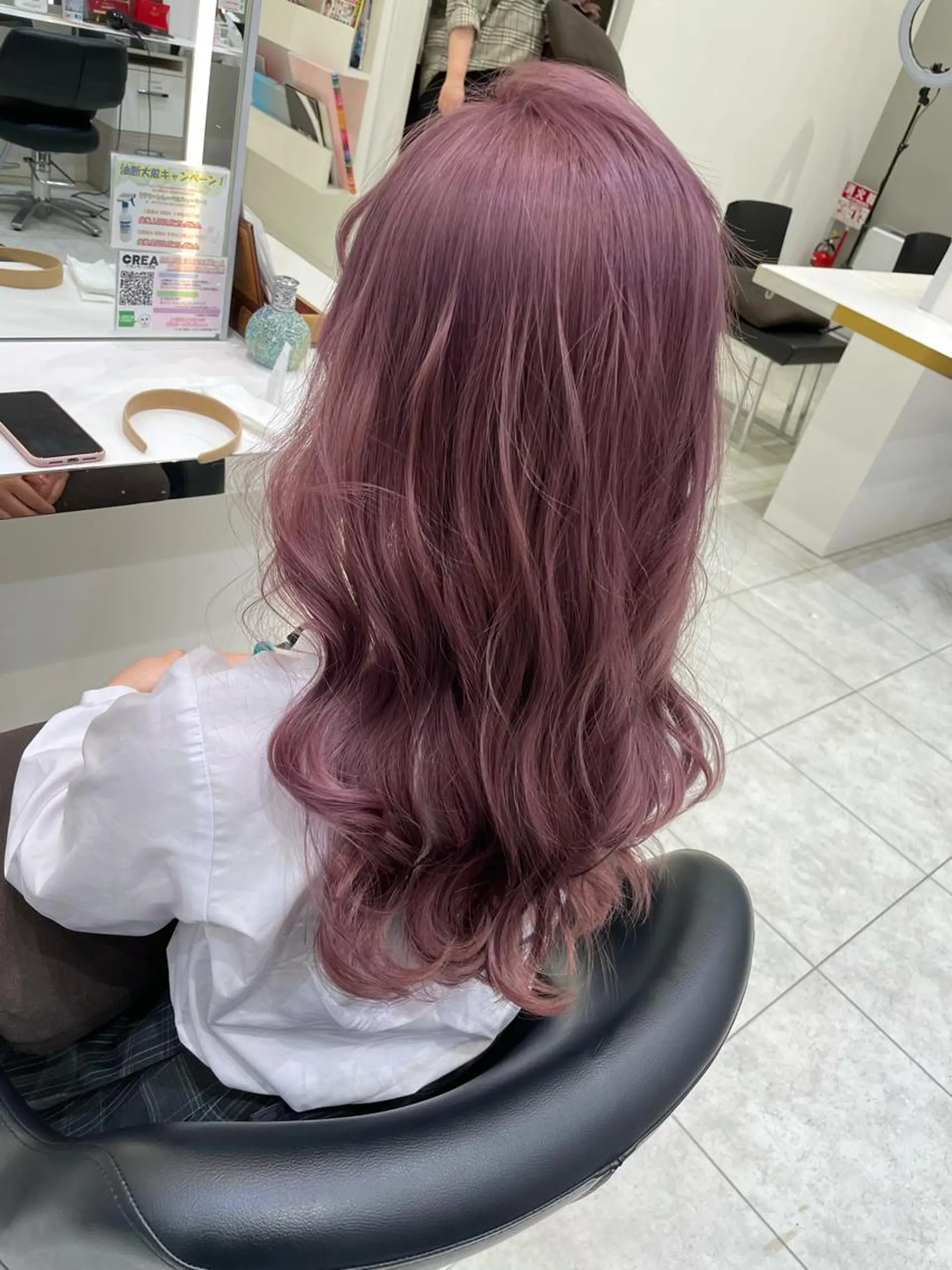 ロング ヘアカラー 岸 保奈美のヘアスタイル