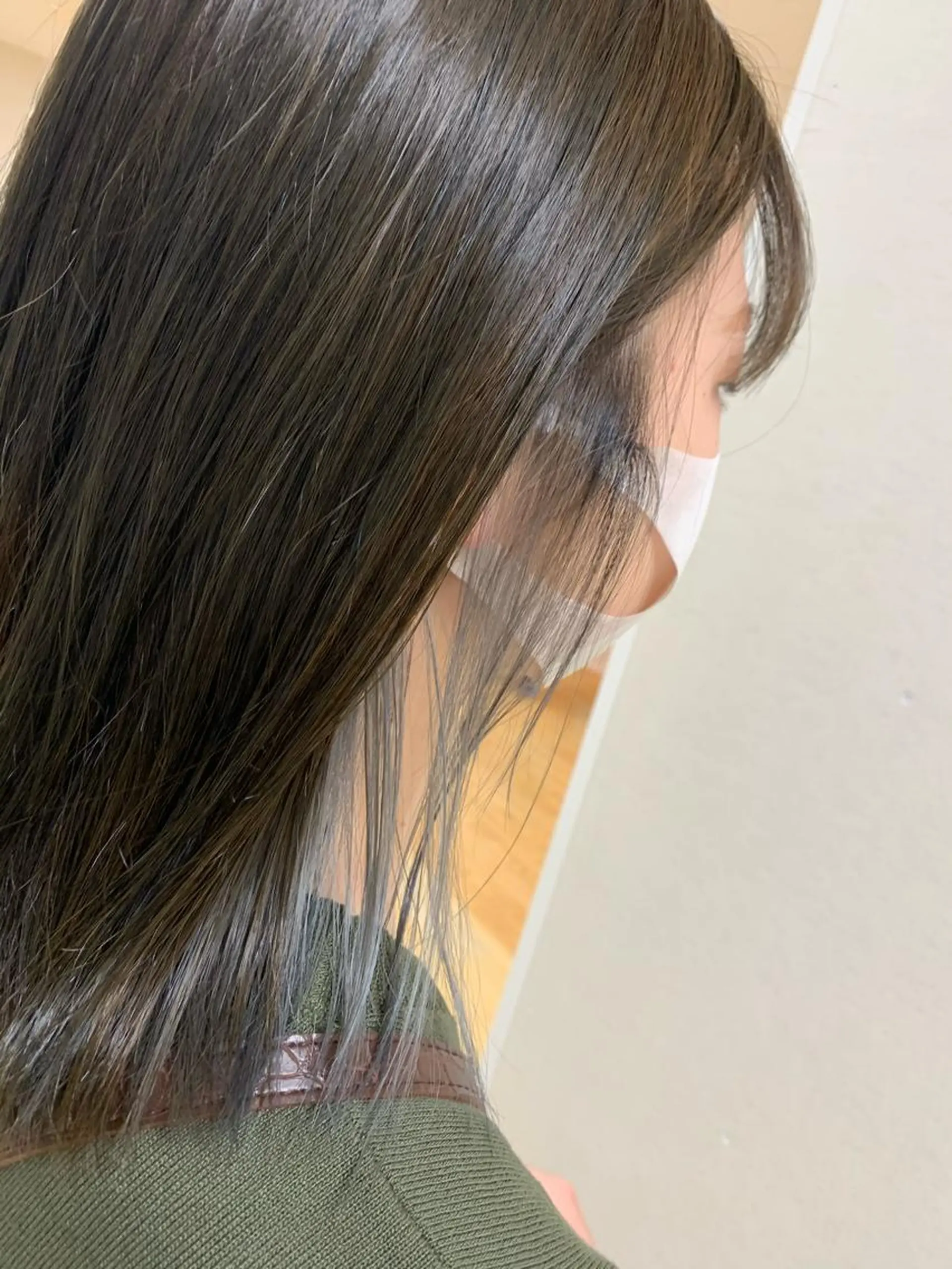 ミディアム カラー アッシュ ブルーカラー ブルーアッシュ シルバー 高橋友里亜 /フリーランスのヘアスタイル