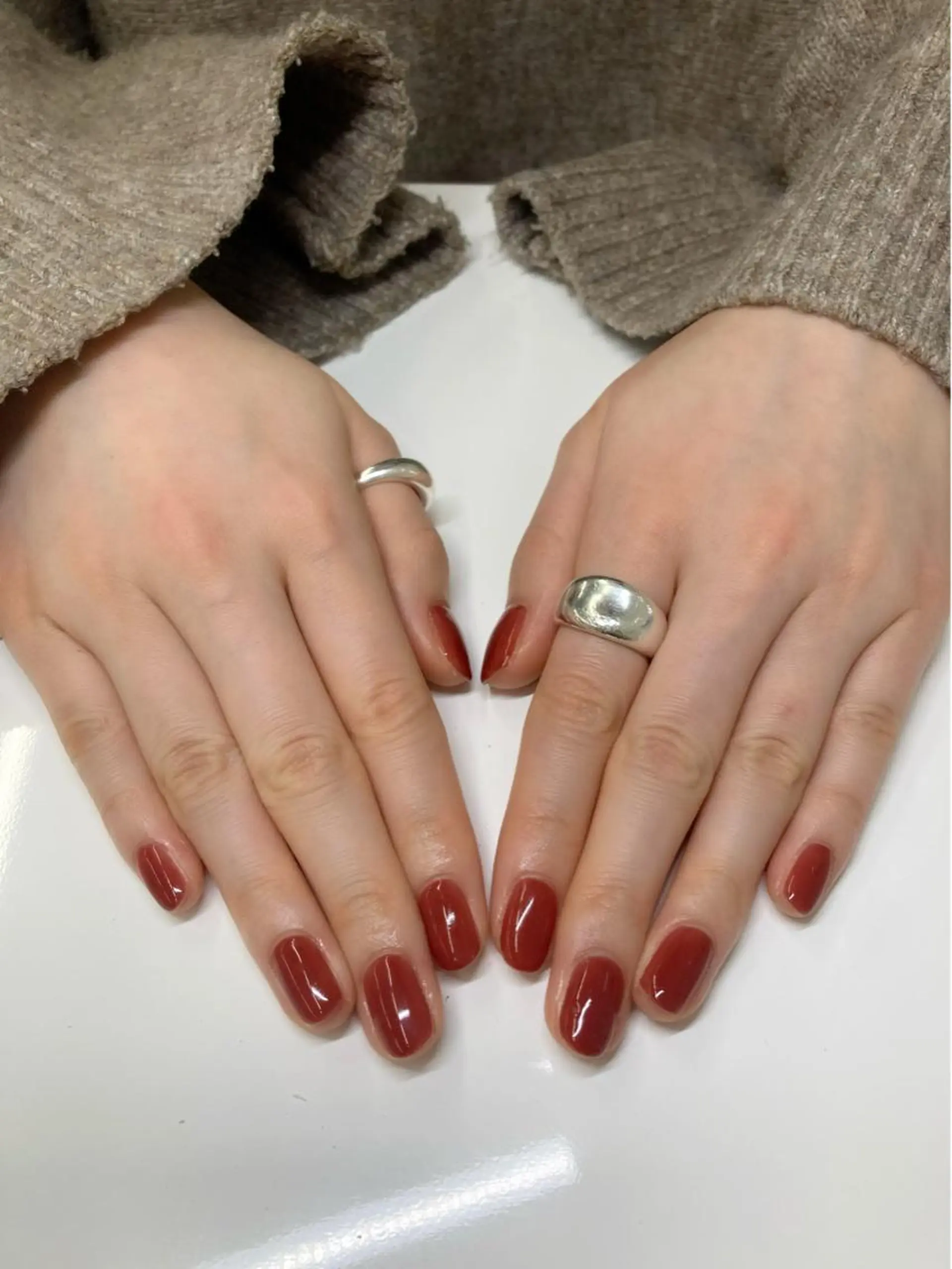 ネイル ブラウン ワンカラーネイル 赤色 シンプルネイル MUKUTOU nail 　YUKIのネイルデザイン