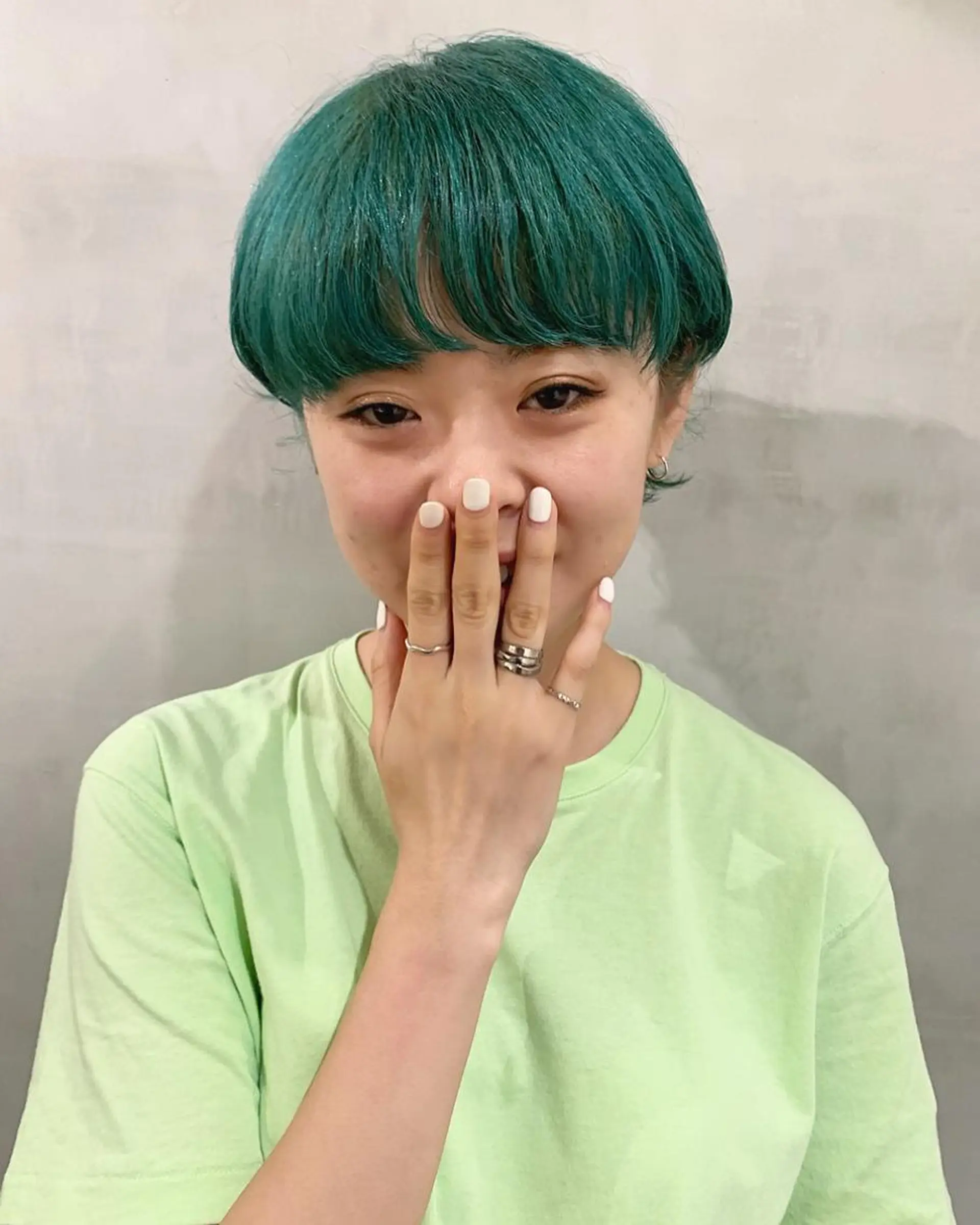 ショート カラー カット ヘアカラー トリートメント 優 作のヘアスタイル