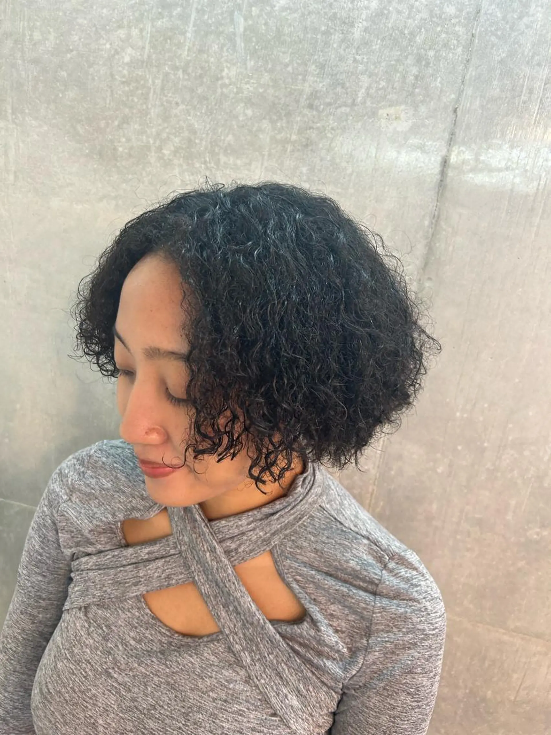 ミディアム 濱田 春瑠のヘアスタイル