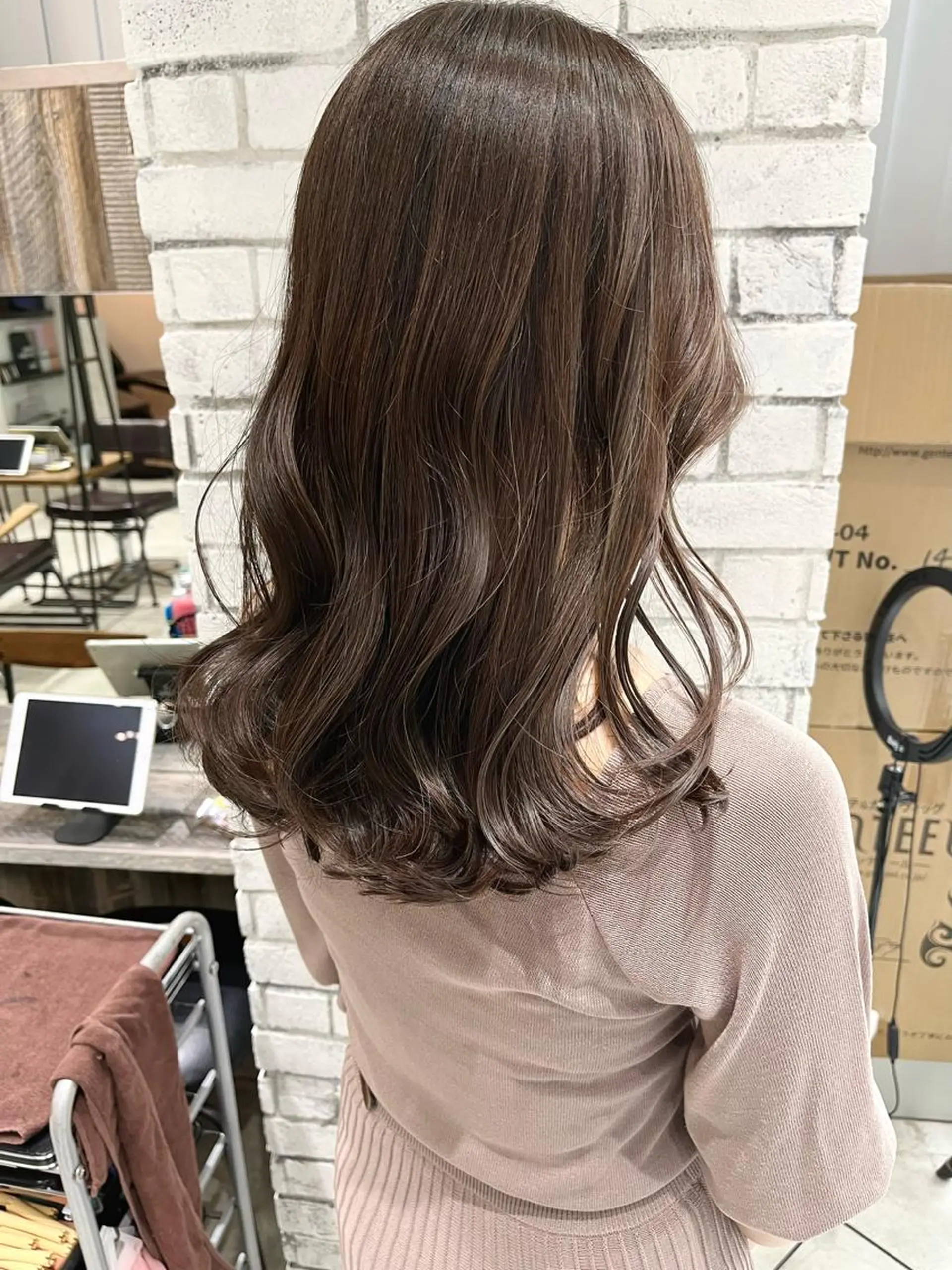 セミロング ヘアカラー トリートメント 🌈透明感カラー 韓 国ヘアこうたろうのヘアスタイル