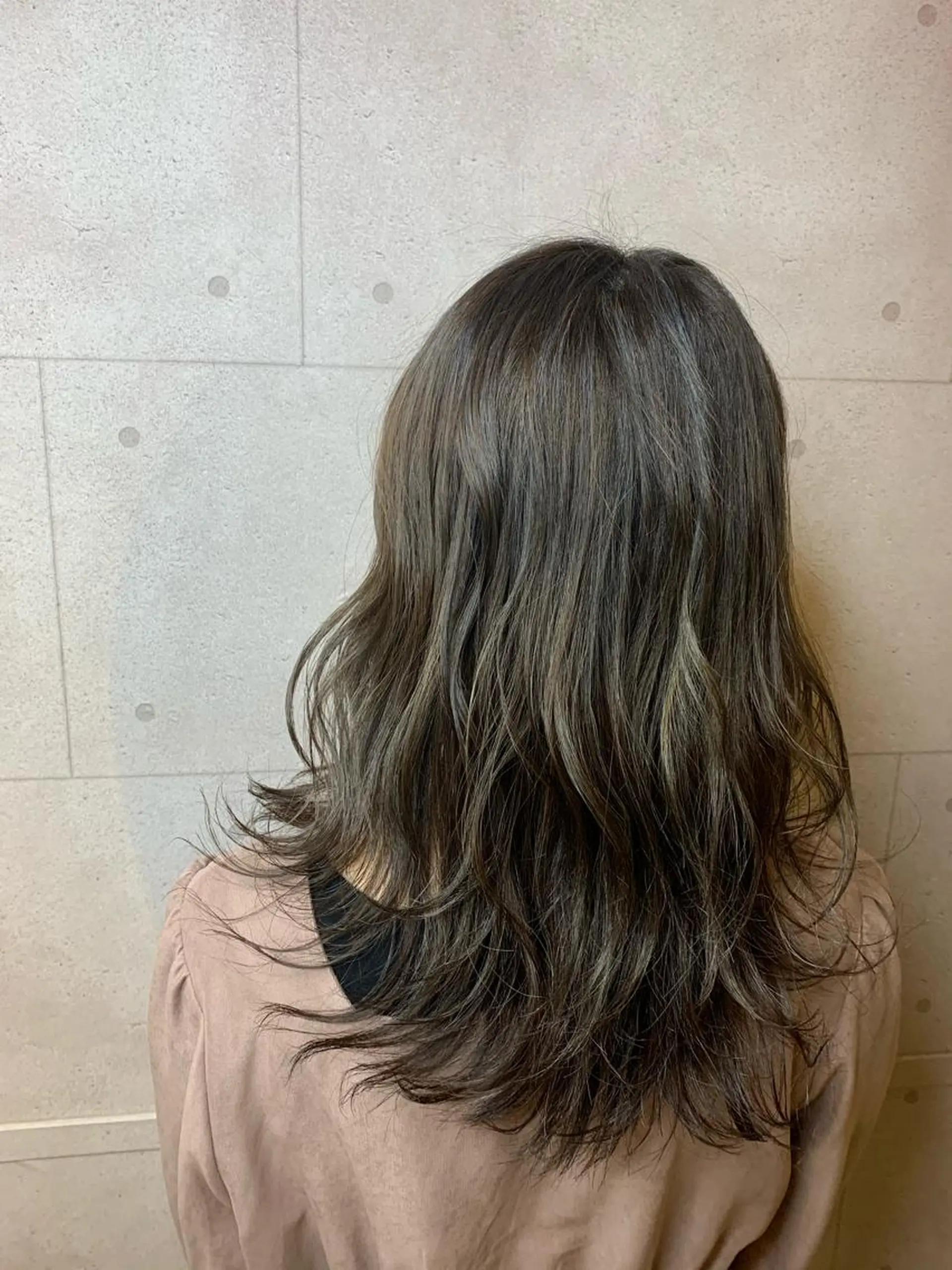 ミディアム カラー ハイライトカラー ハイライト メンズパーマ&メンズ 縮毛矯正ならヒラノのヘアスタイル