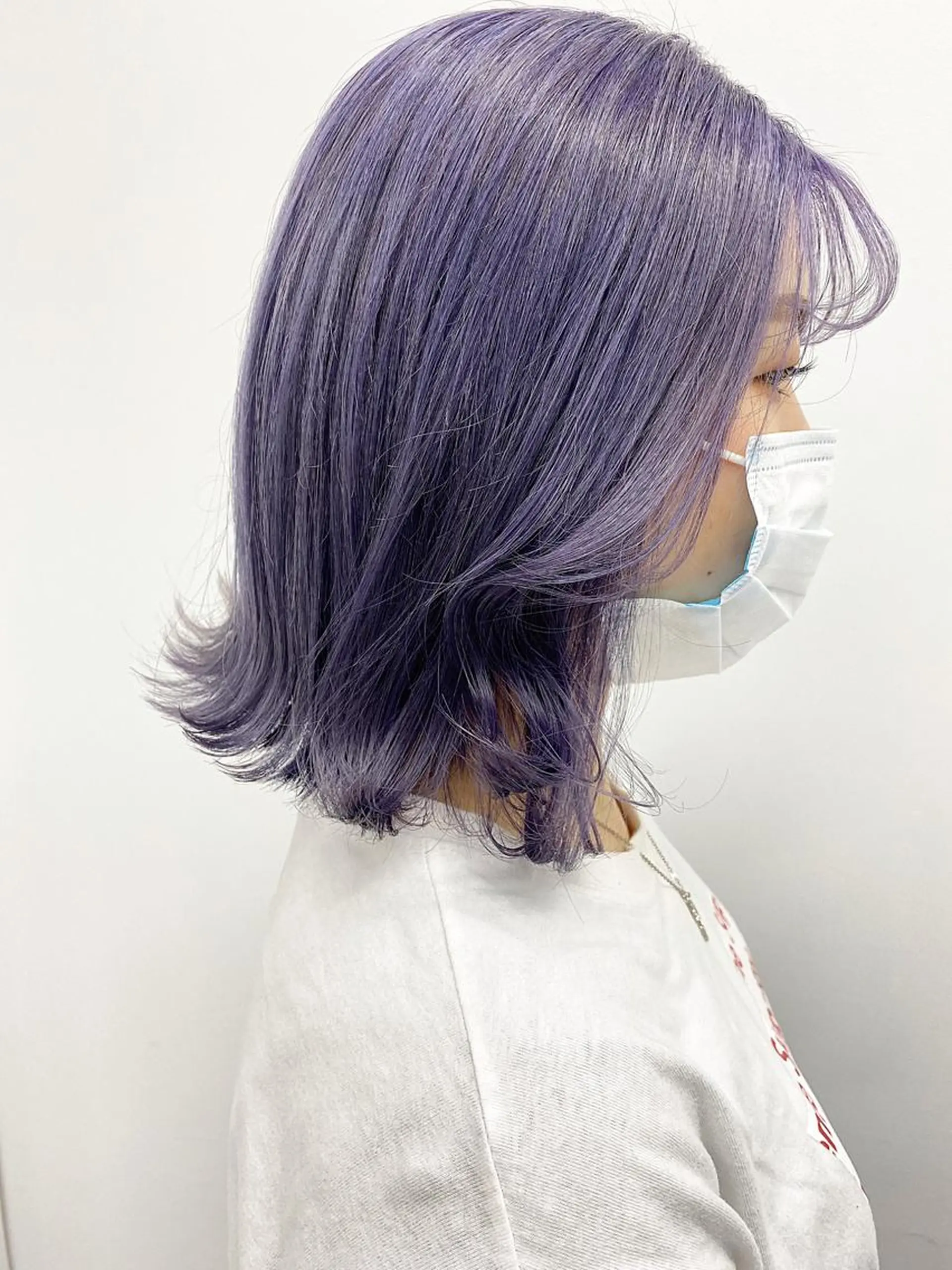 セミロング カラー ヘアアレンジ ブリーチ ラベンダーカラー レイヤー/ハイトーン 🧸SENAのヘアスタイル