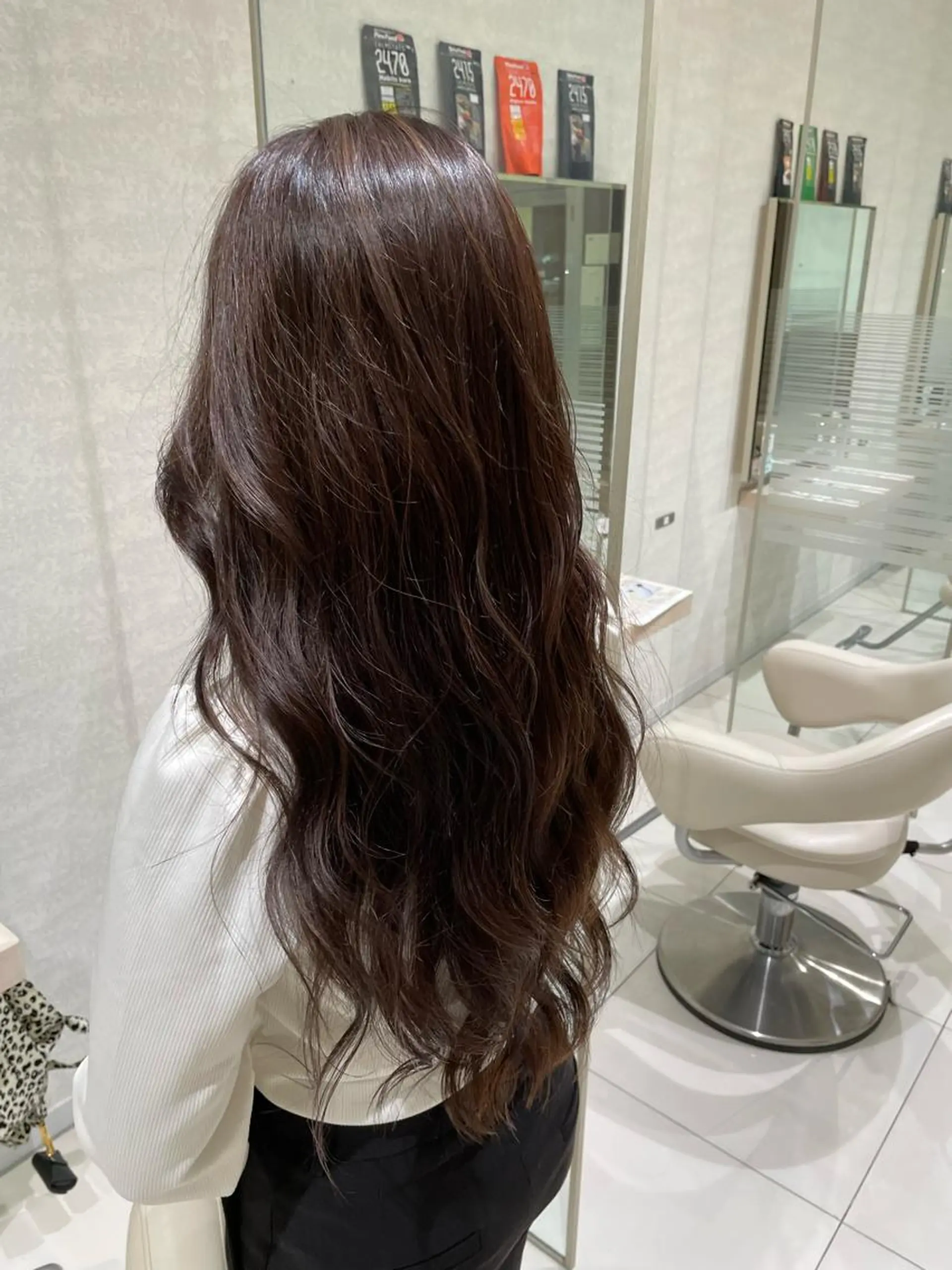 ロング カラー ご新規様限定クーポン あります　桂口　烈闘のヘアスタイル