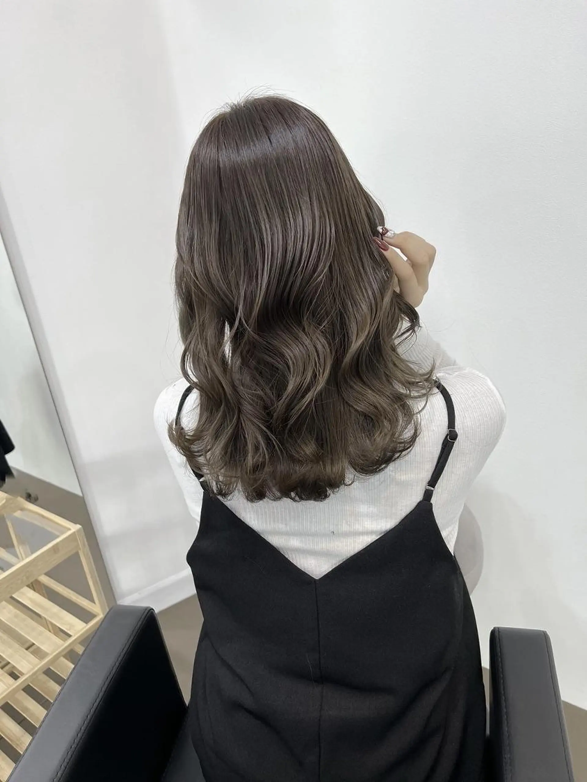 ミディアム カラー ベージュカラー ブリーチ 透明感カラー ダブルカラー ブリーチなしカラー ヘアカラー トリートメント ioe 元町のヘアスタイル