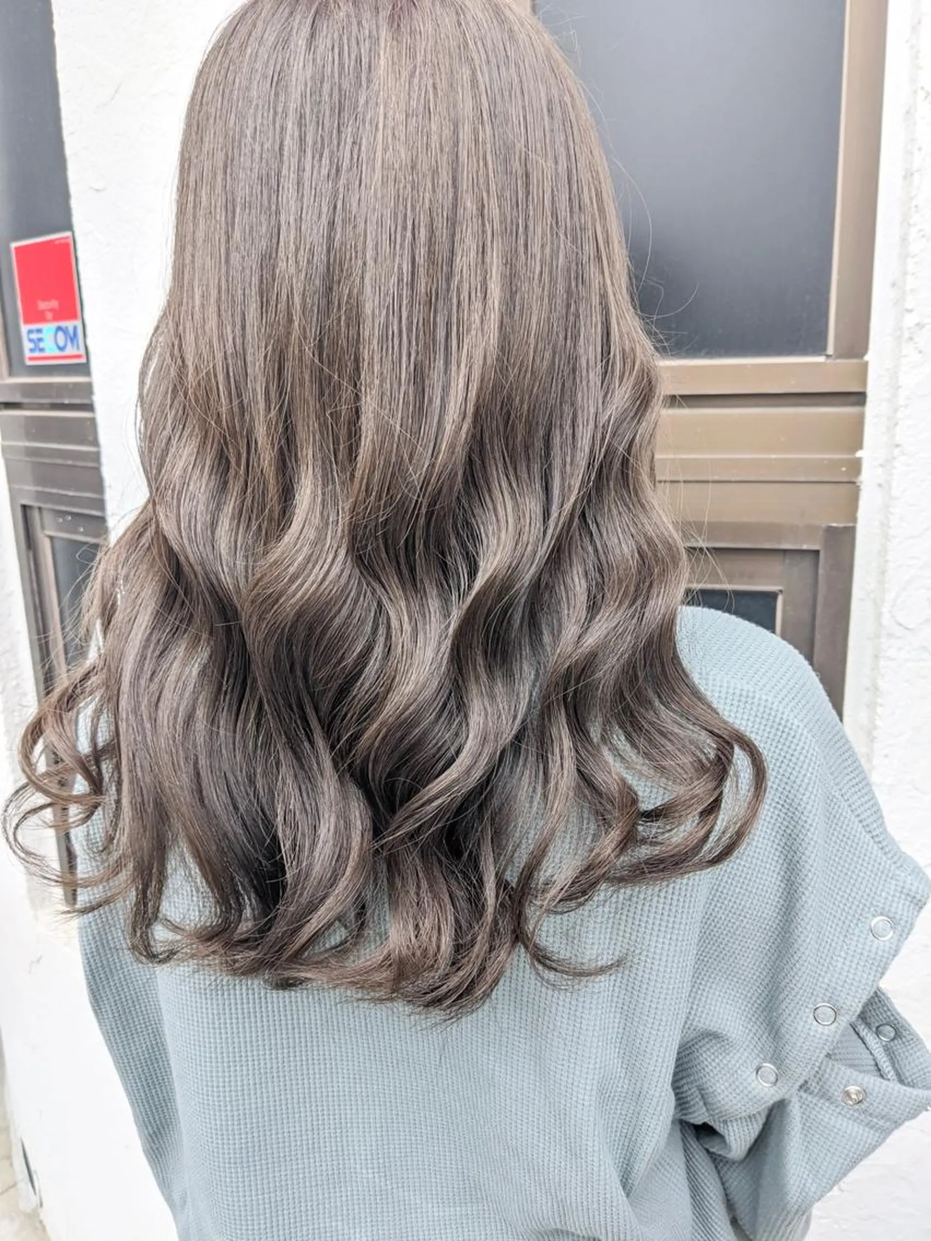 ロング カラー シバタ ショウゴのヘアスタイル
