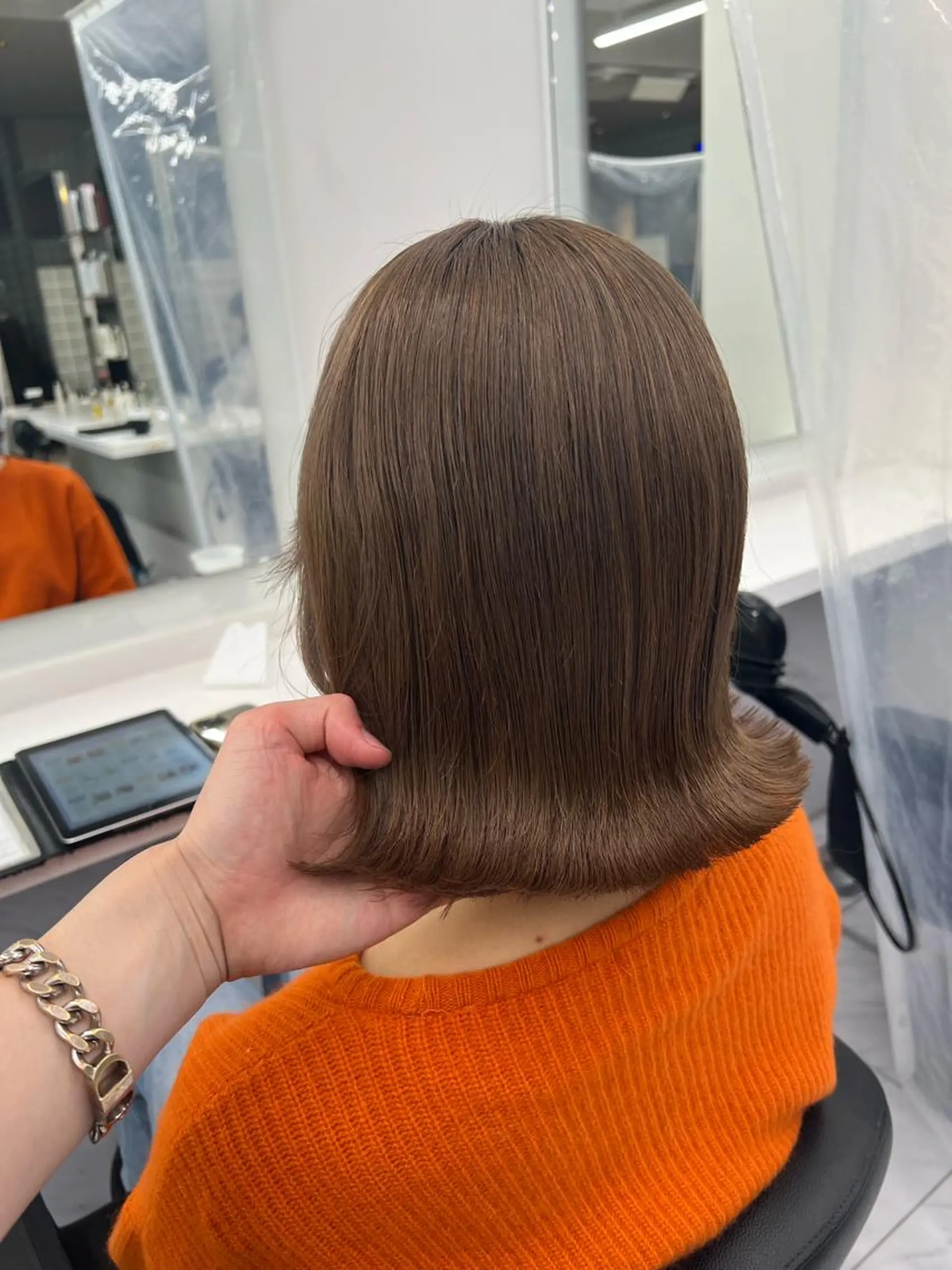 ミディアム パーマ ヘアアレンジ メンズ マツエク・マツパ アイブロウ カット ヘアカラー トリートメント ヘッドスパ ヘアセット 韓国風ベージュ🤎 赤みなし🌿横浜🤎のヘアスタイル