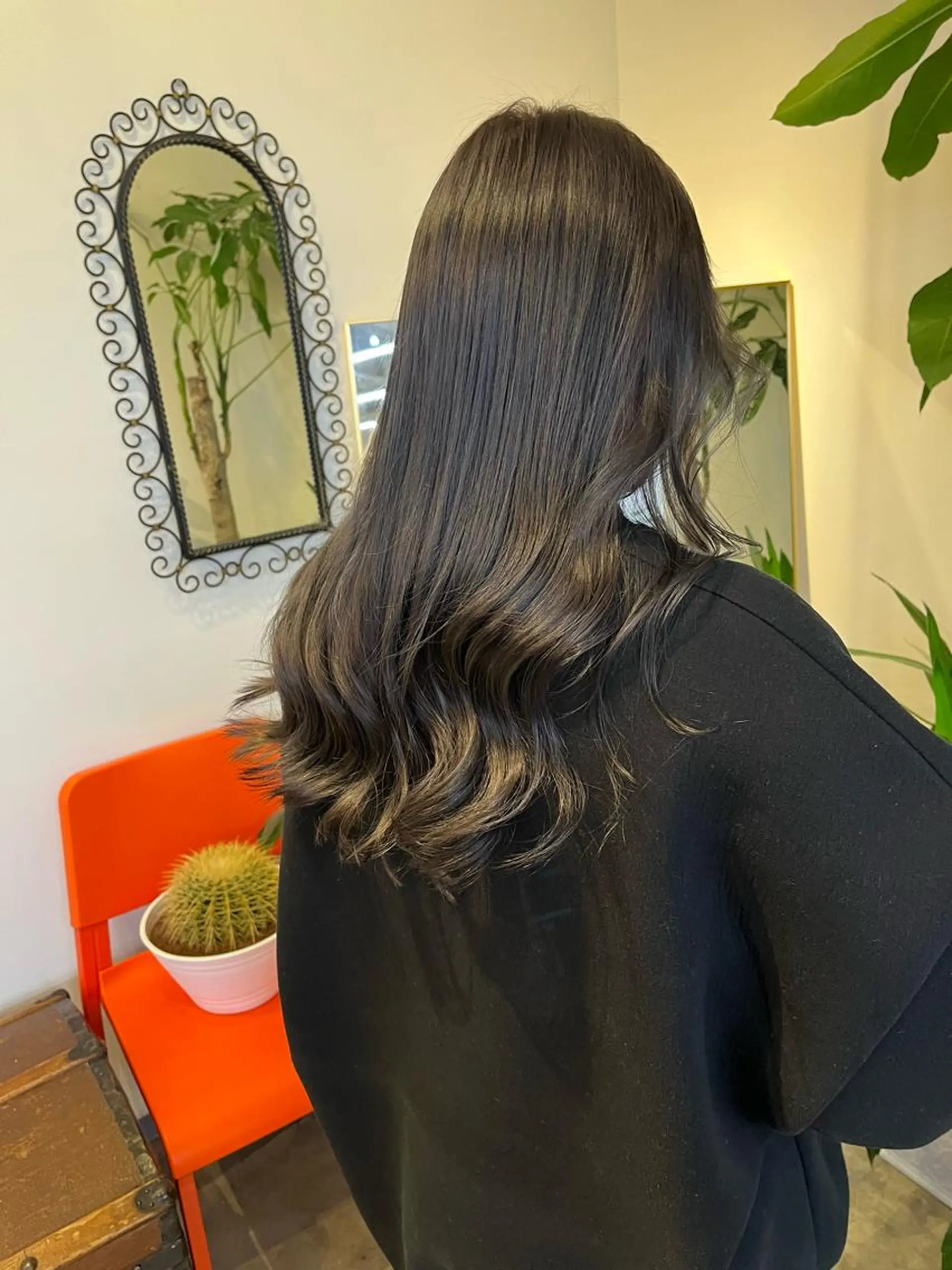 ミディアム カラー 透明感カラー カット ヘアカラー トリートメント 🩷ハイトーン透明感 レイヤー🩷ユリカのヘアスタイル