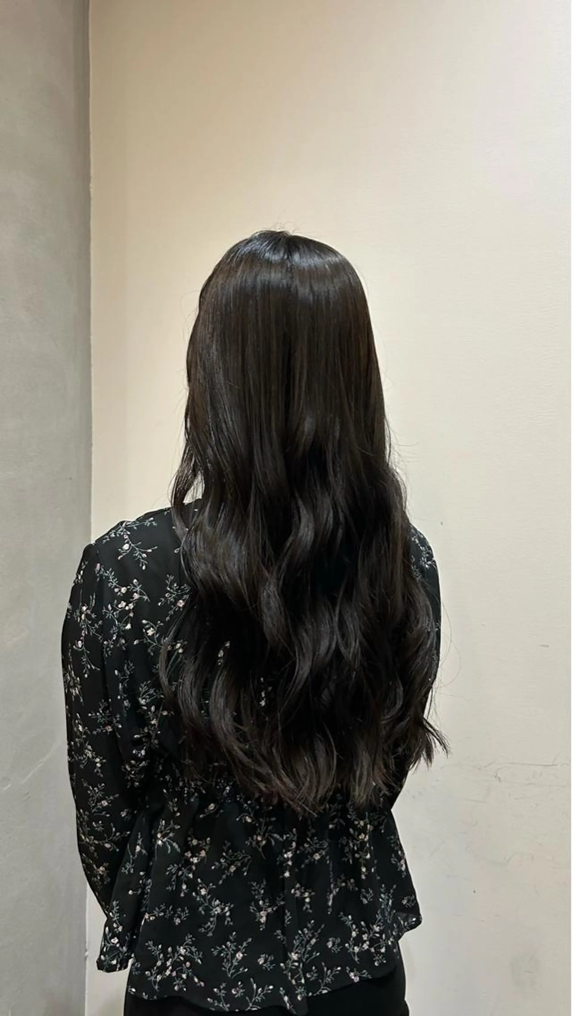 ロング カラー 艶カラー/レイヤー 🦋AKARI🦋のヘアスタイル