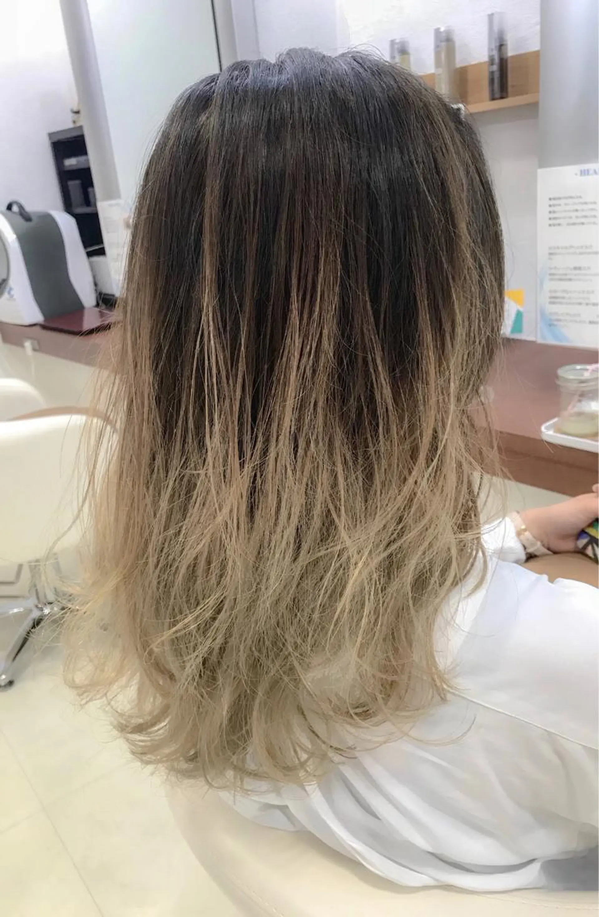 ロング 💫カットはなんでも 得意です✂️のヘアスタイル